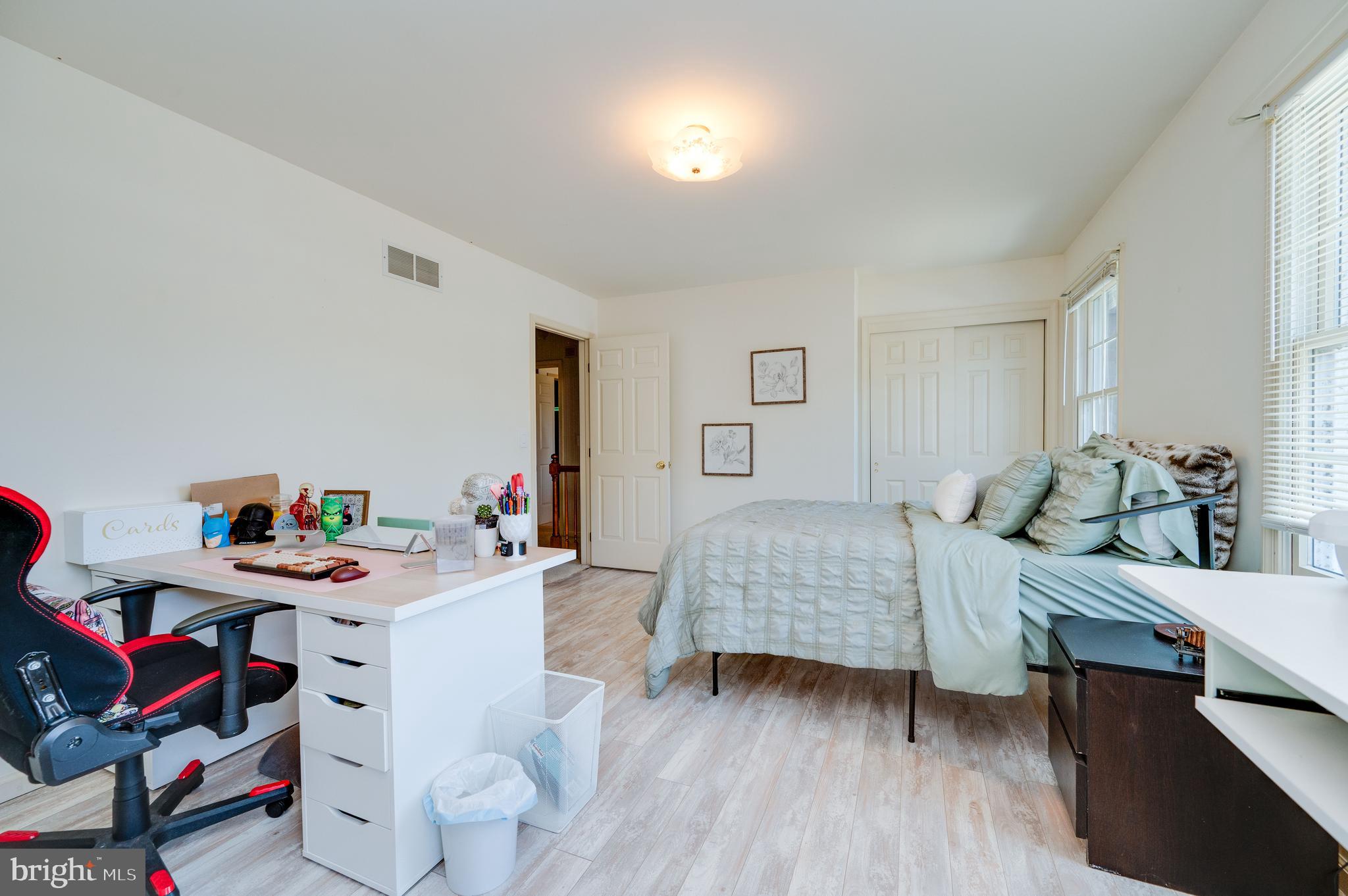 DOUGLAS MEADOWS - Residential
