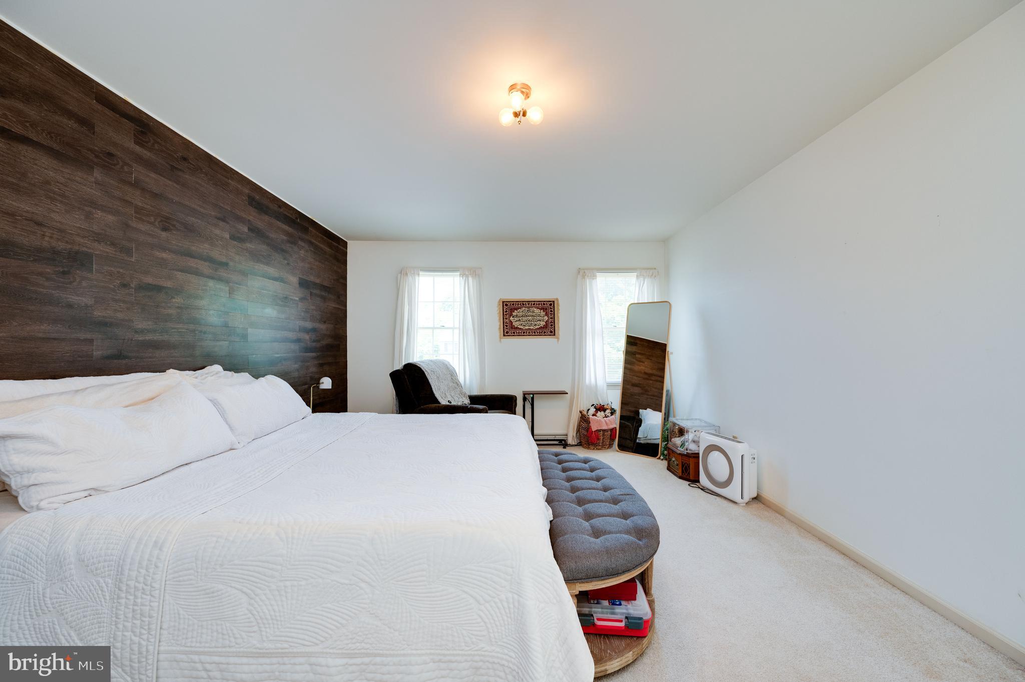 DOUGLAS MEADOWS - Residential