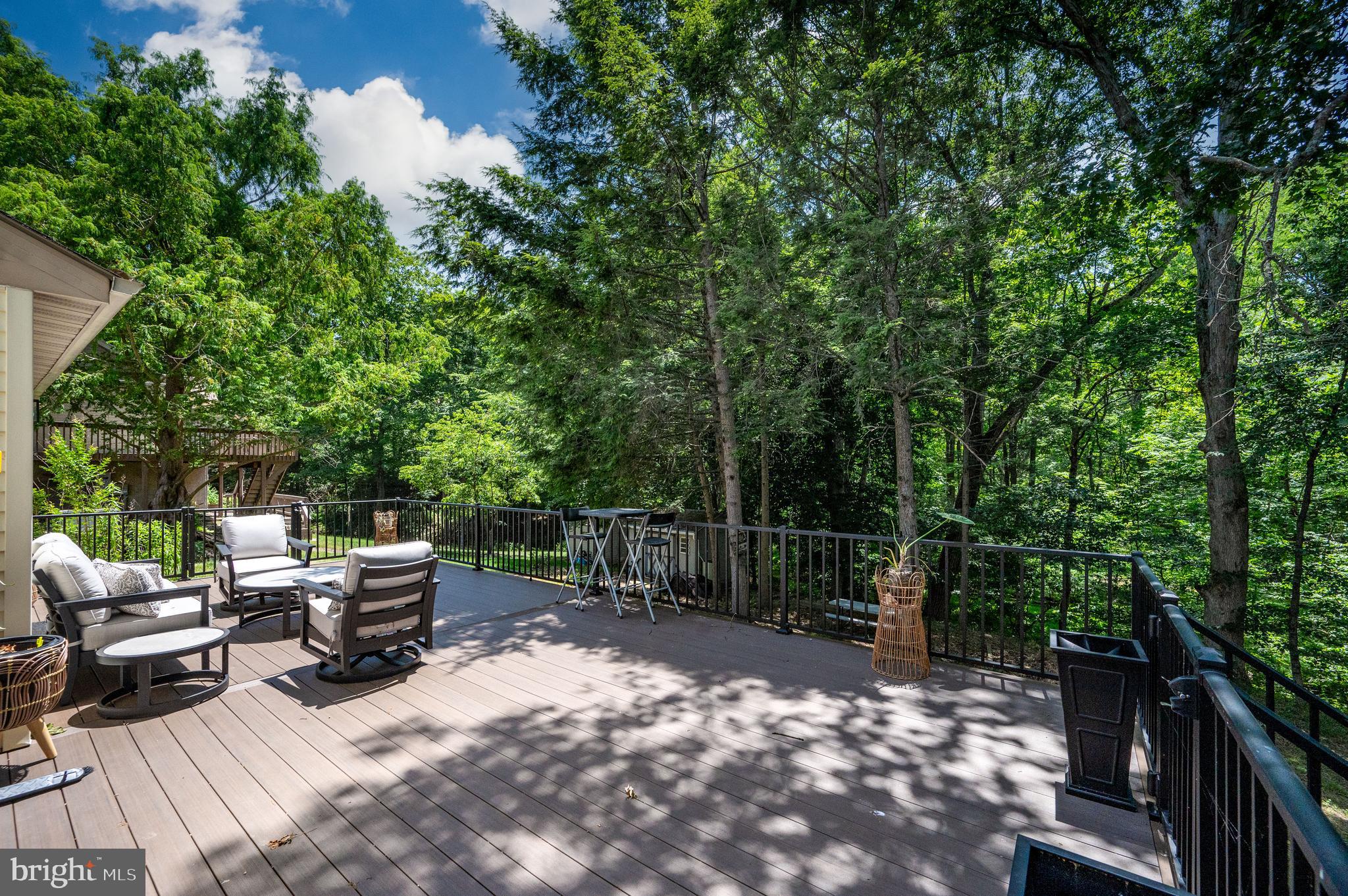DOUGLAS MEADOWS - Residential
