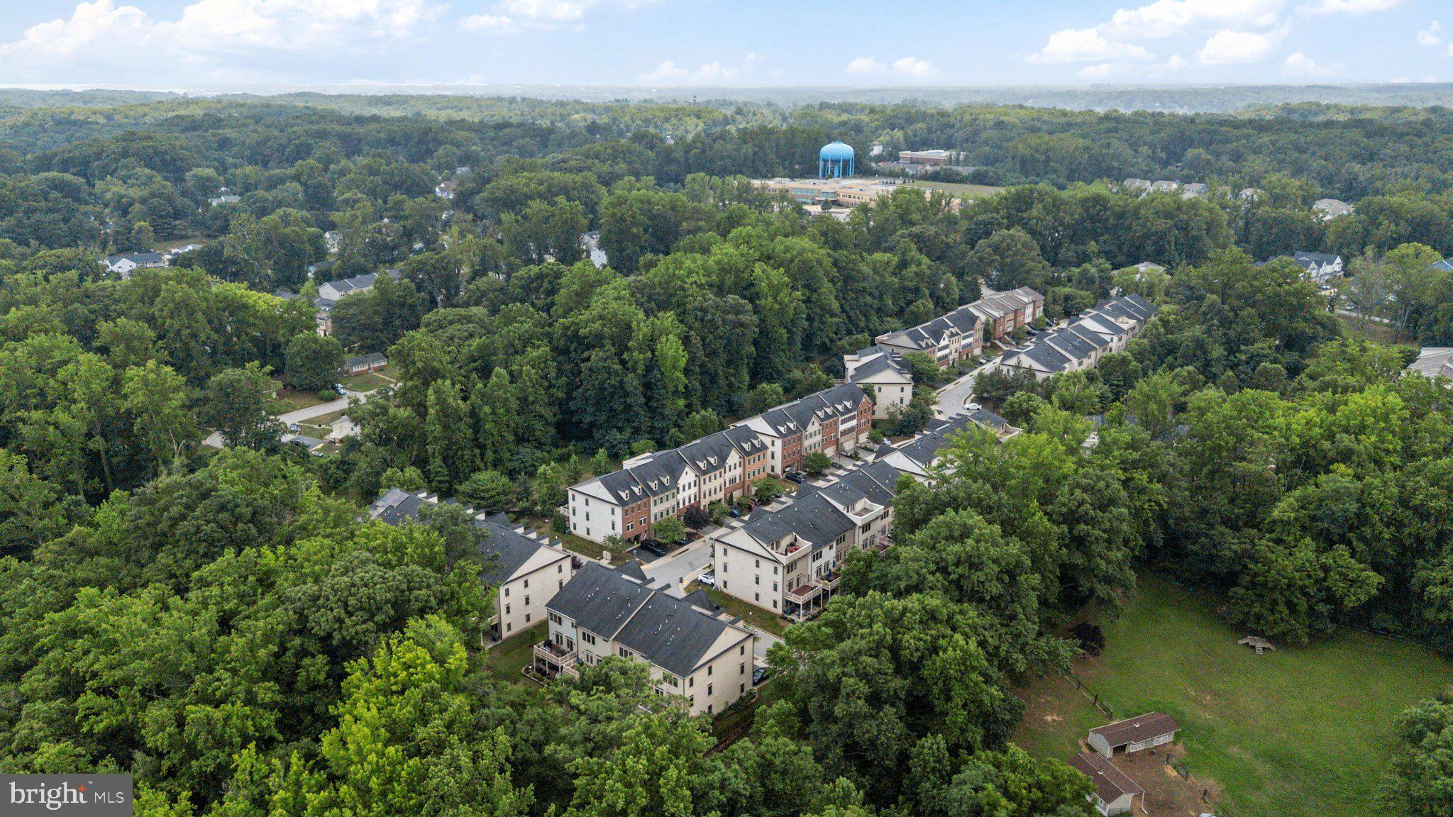 HAWTHORNES GRANT AT BRO - Residential