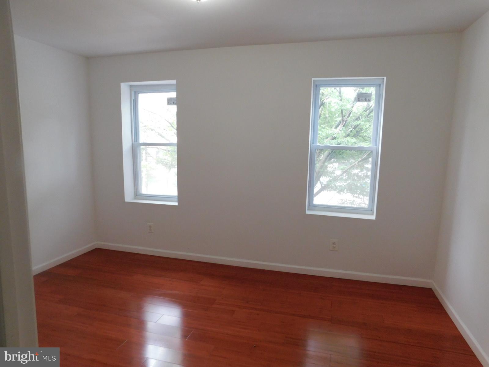 MILL CREEK - Residential