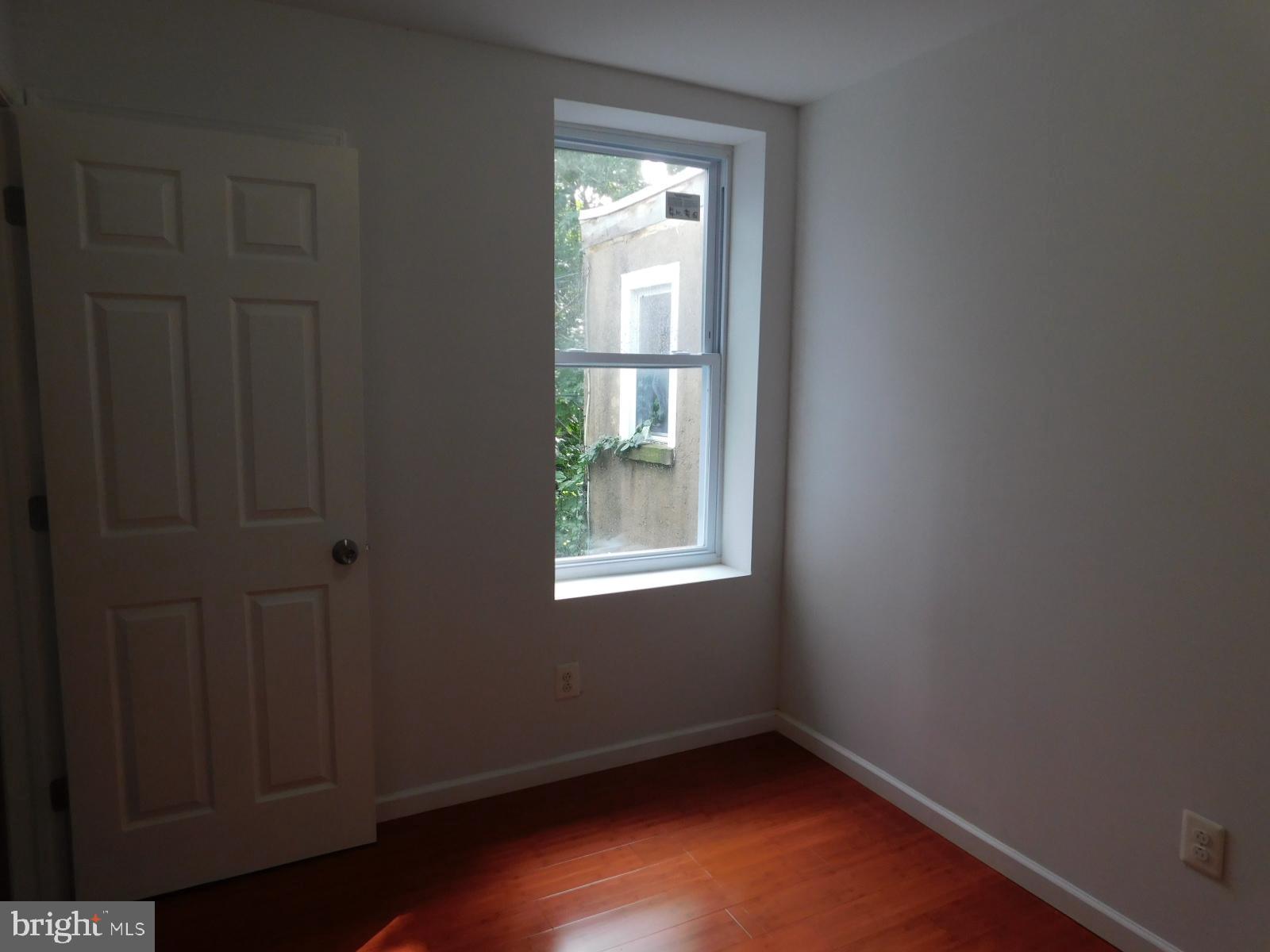 MILL CREEK - Residential