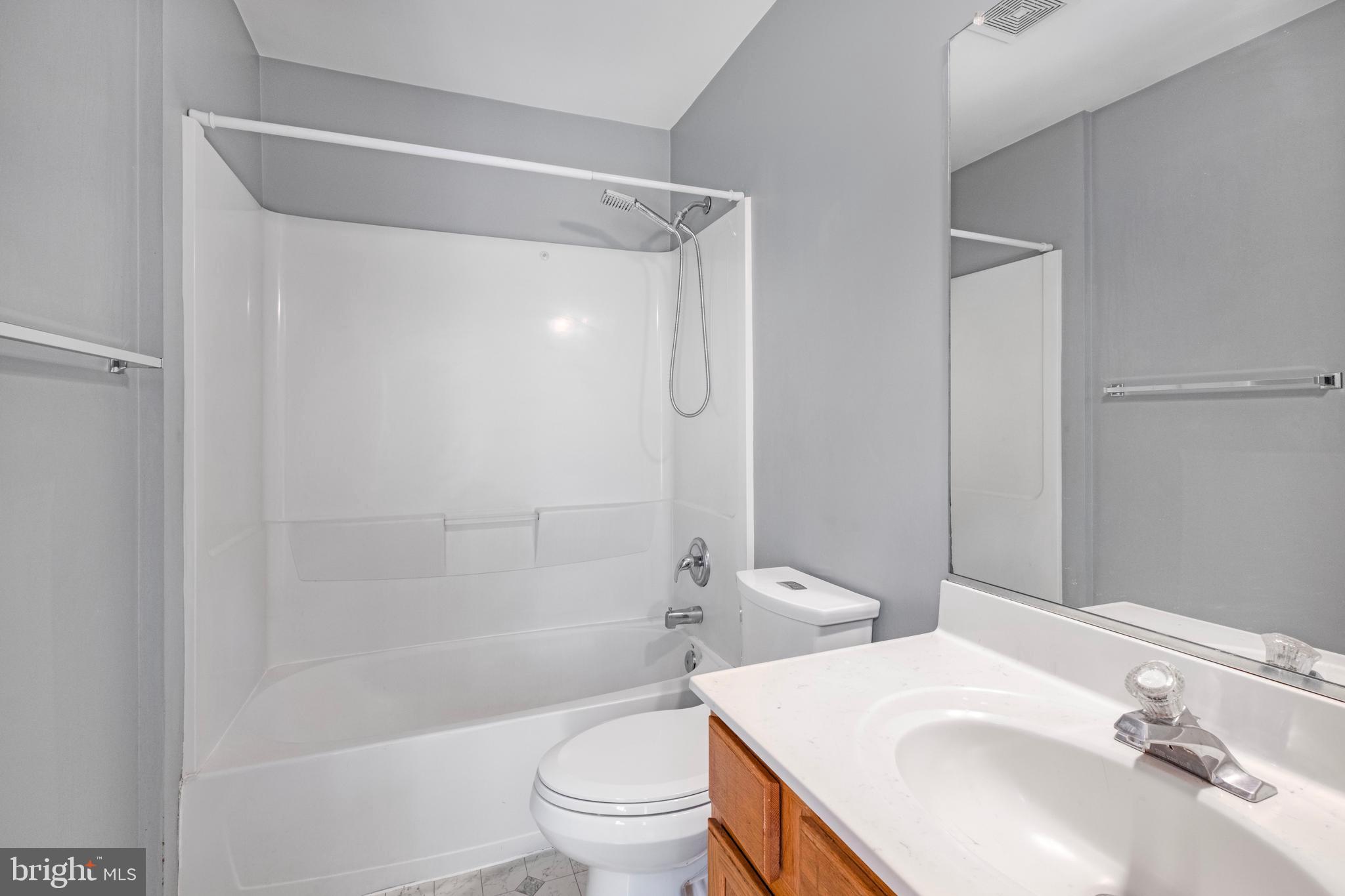 DIAMOND POINT - Residential