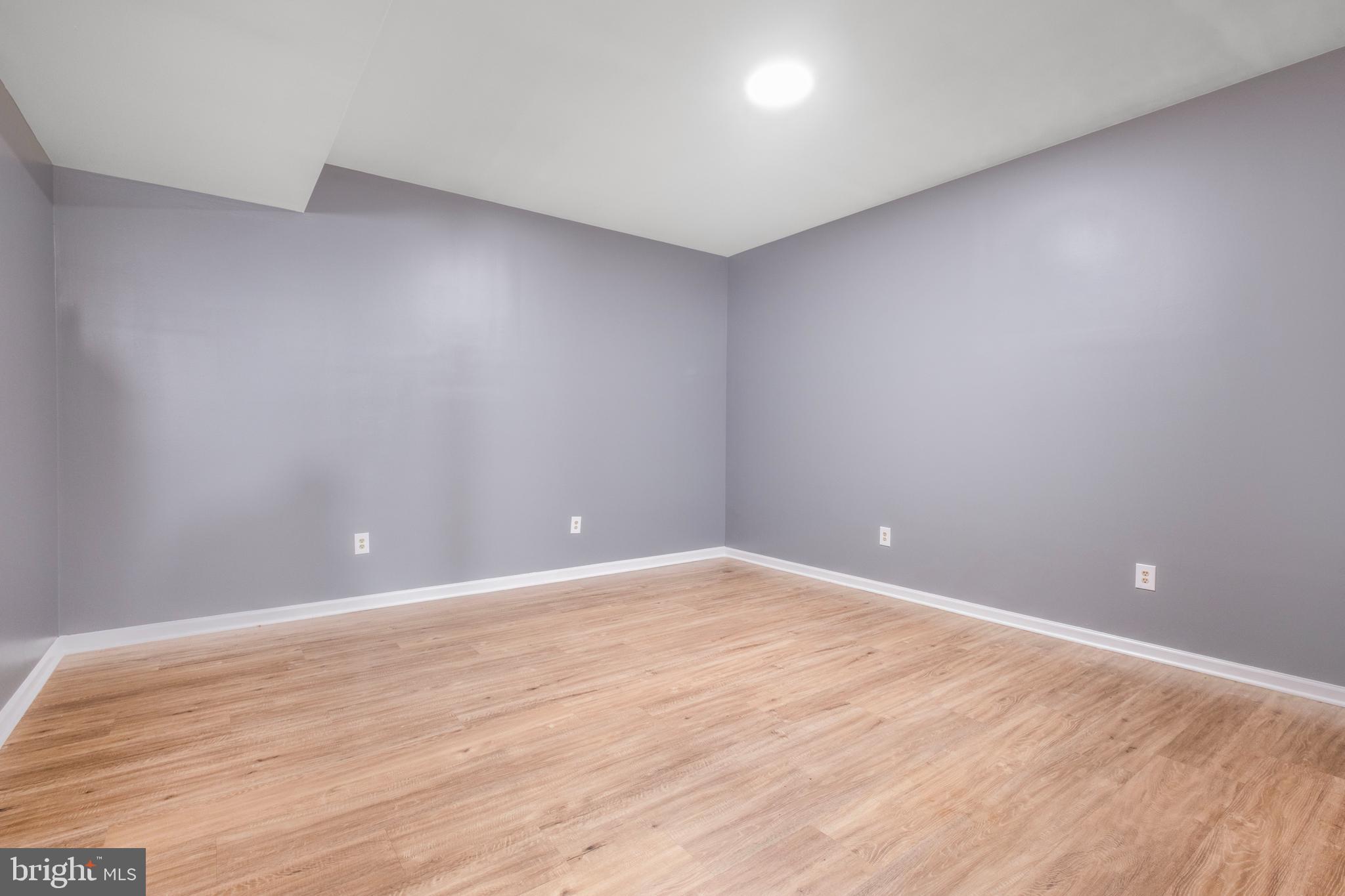 DIAMOND POINT - Residential