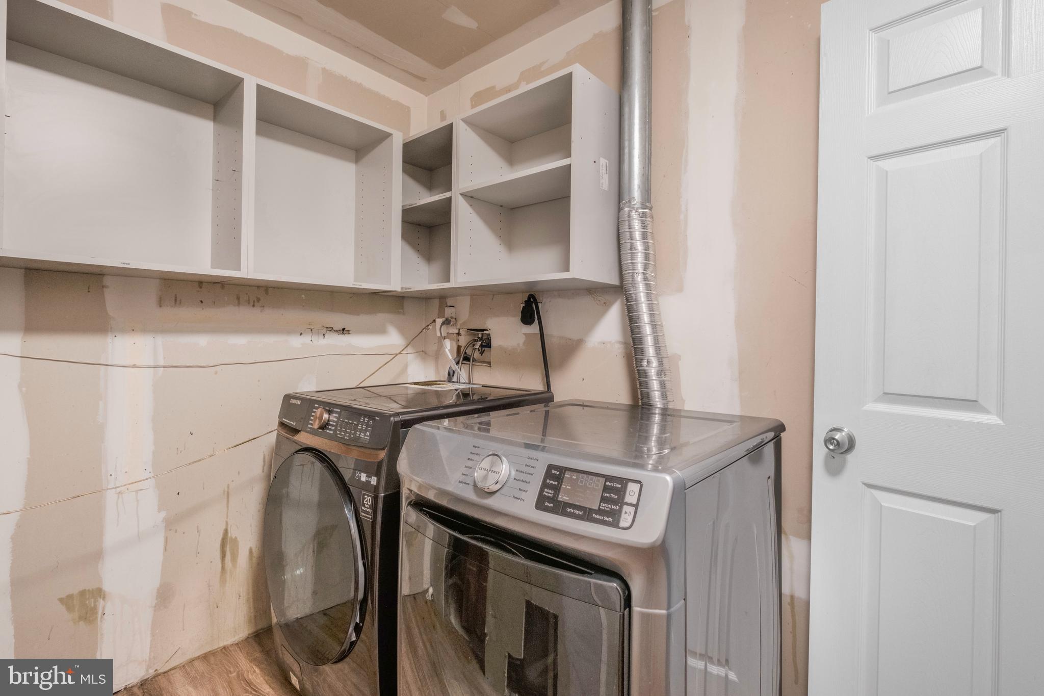 DIAMOND POINT - Residential