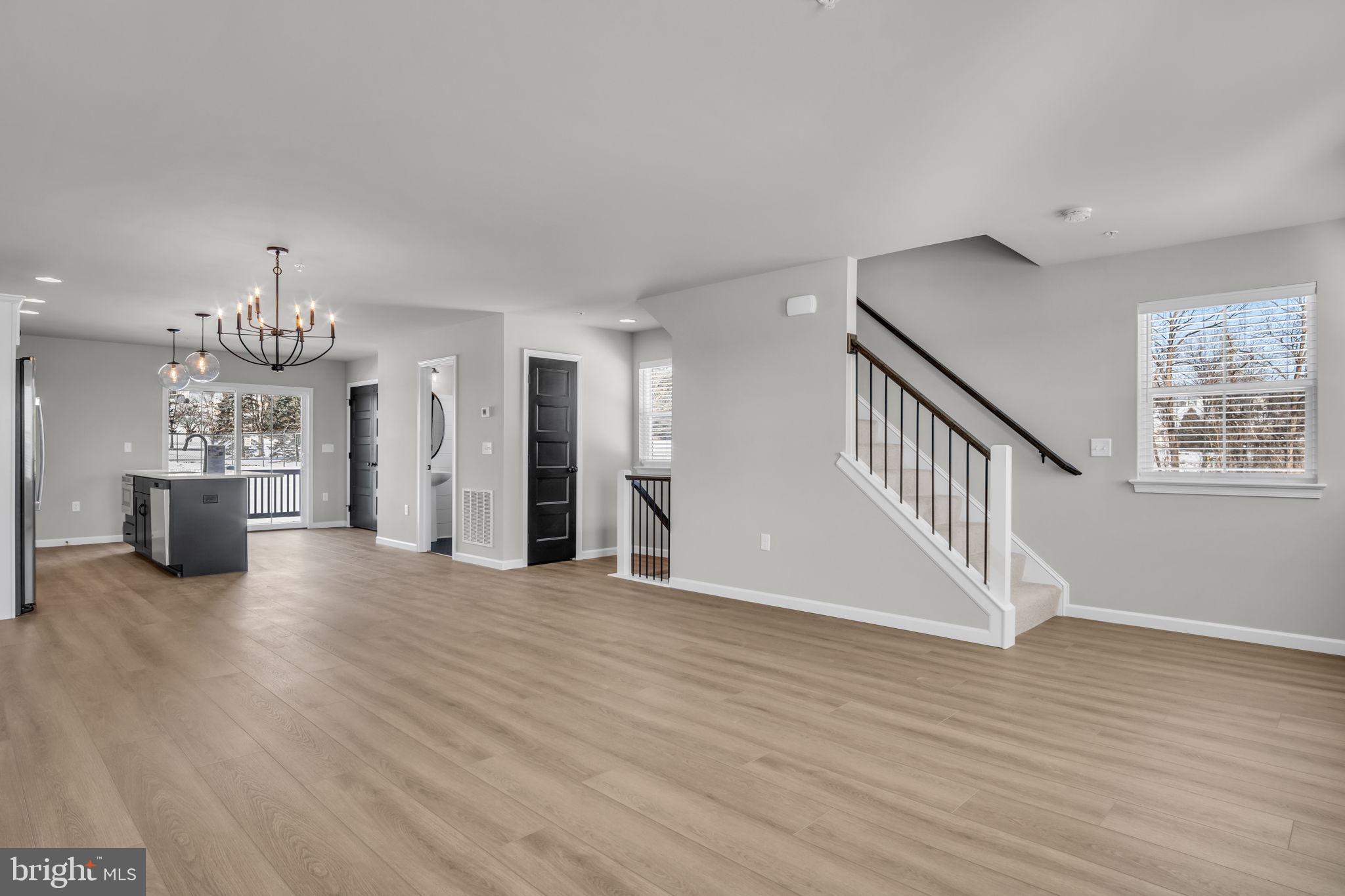 CREEK TERRACE - Residential Income