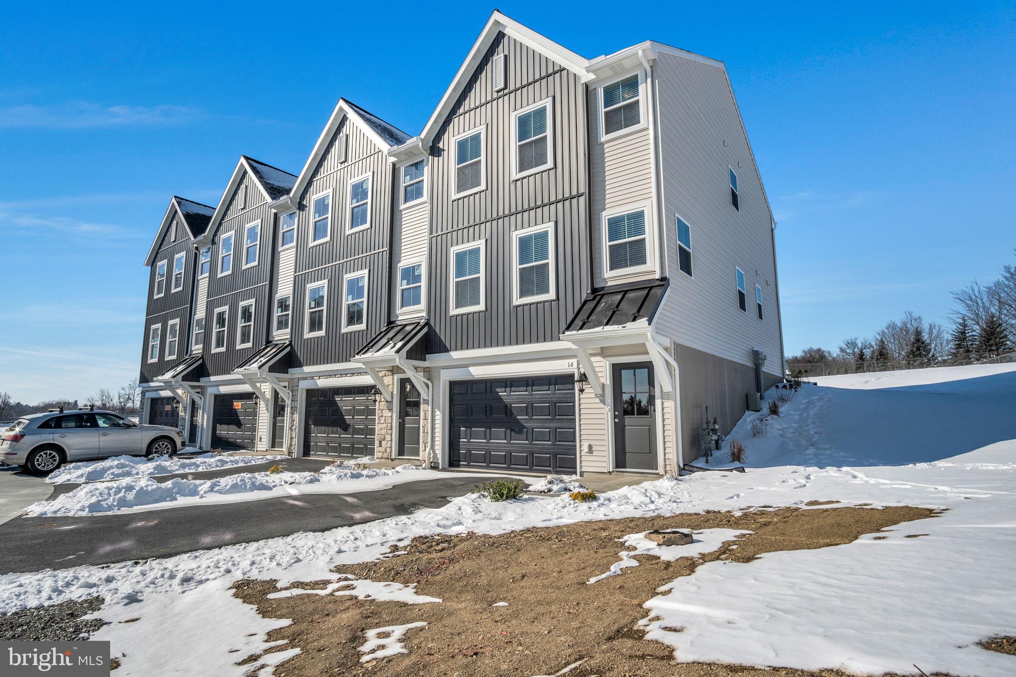 CREEK TERRACE - Residential Income