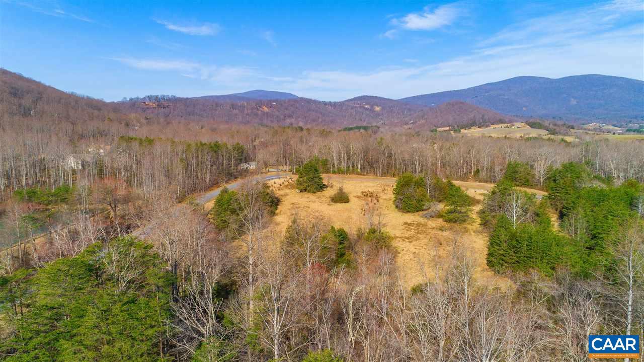 OCTONIA HIGHLANDS - Residential