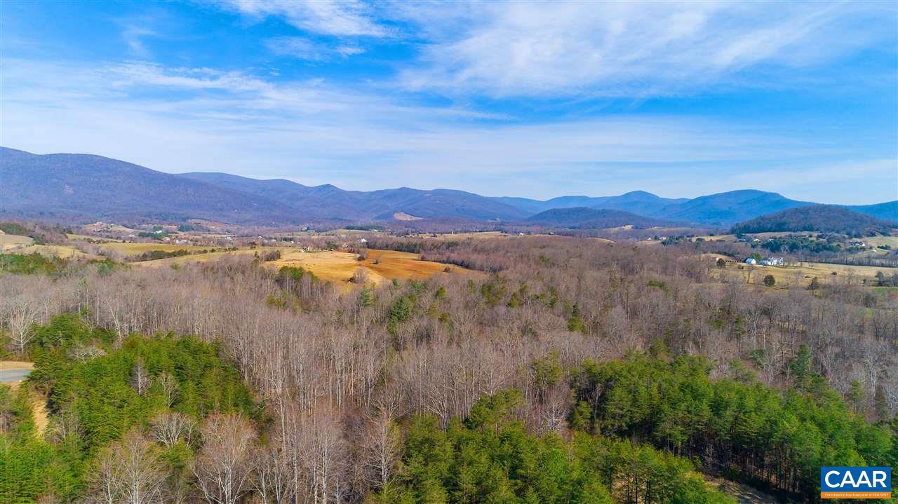 OCTONIA HIGHLANDS - Residential