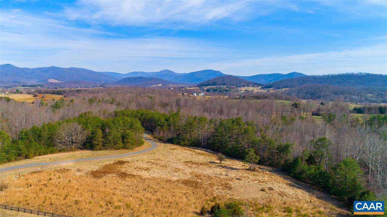 OCTONIA HIGHLANDS - Residential