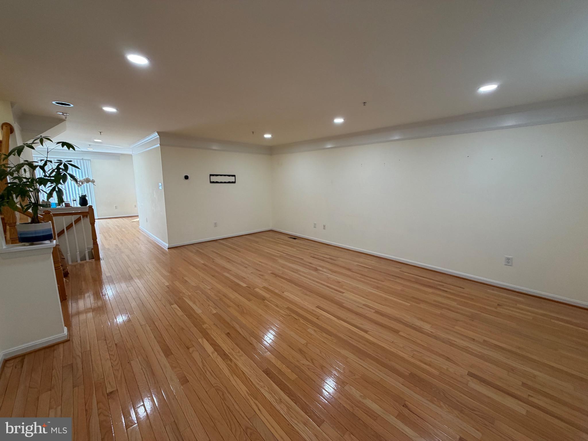 MANORS OF PAINT BRANCH - Residential Lease
