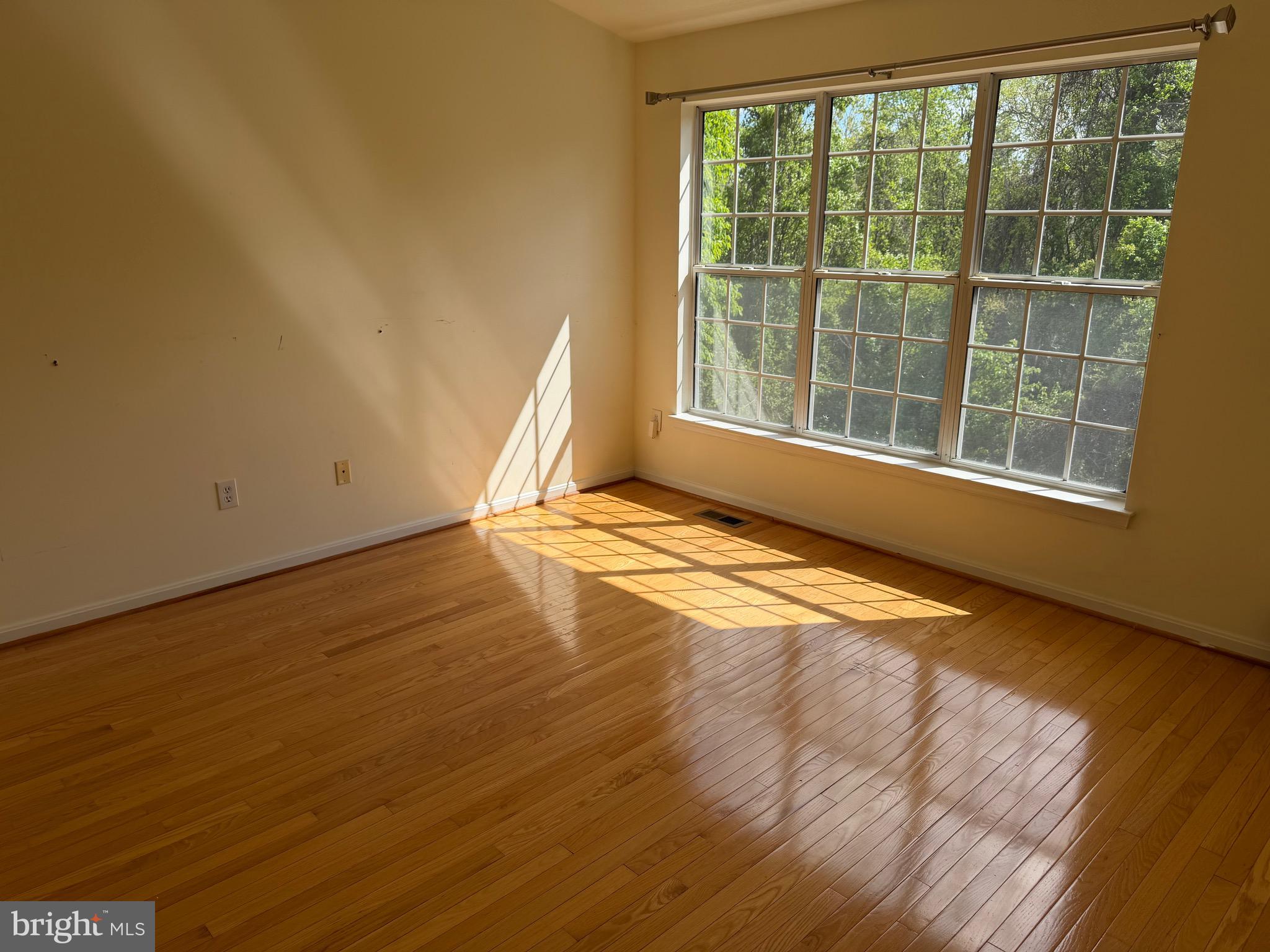 MANORS OF PAINT BRANCH - Residential Lease