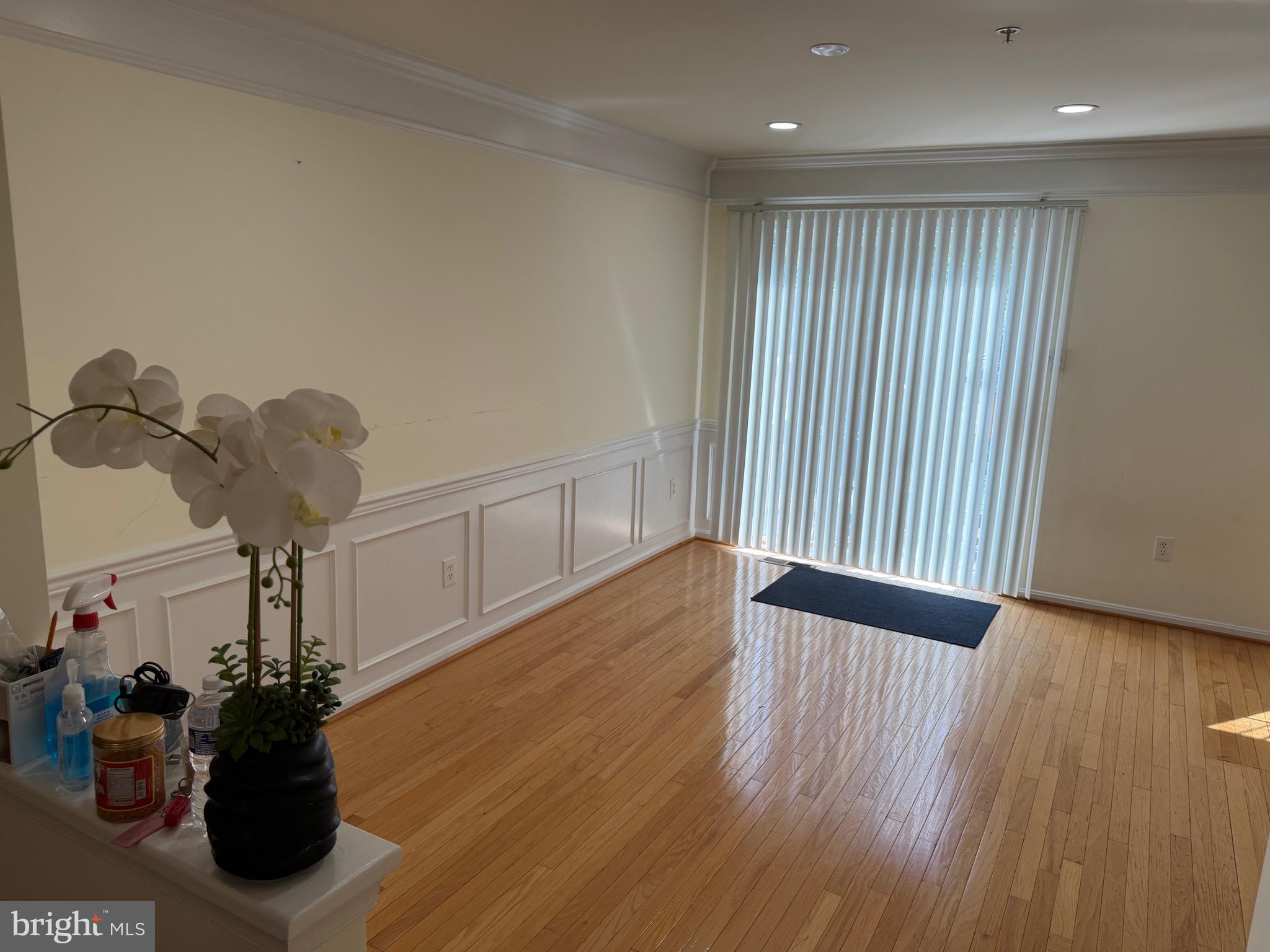 MANORS OF PAINT BRANCH - Residential Lease
