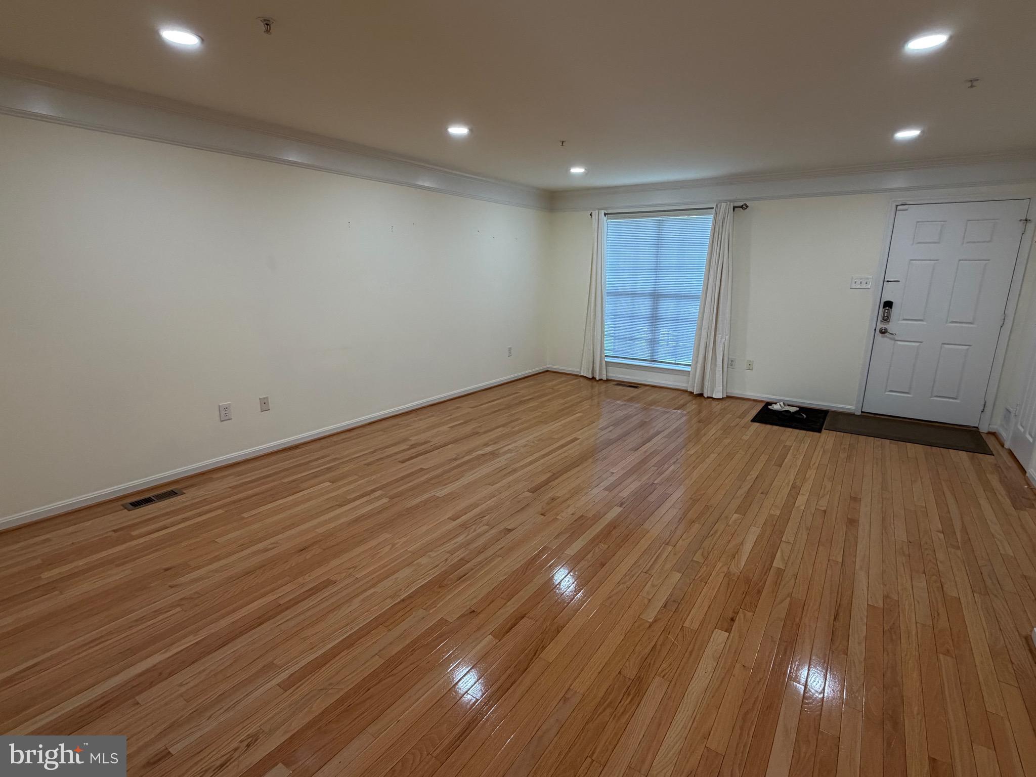 MANORS OF PAINT BRANCH - Residential Lease