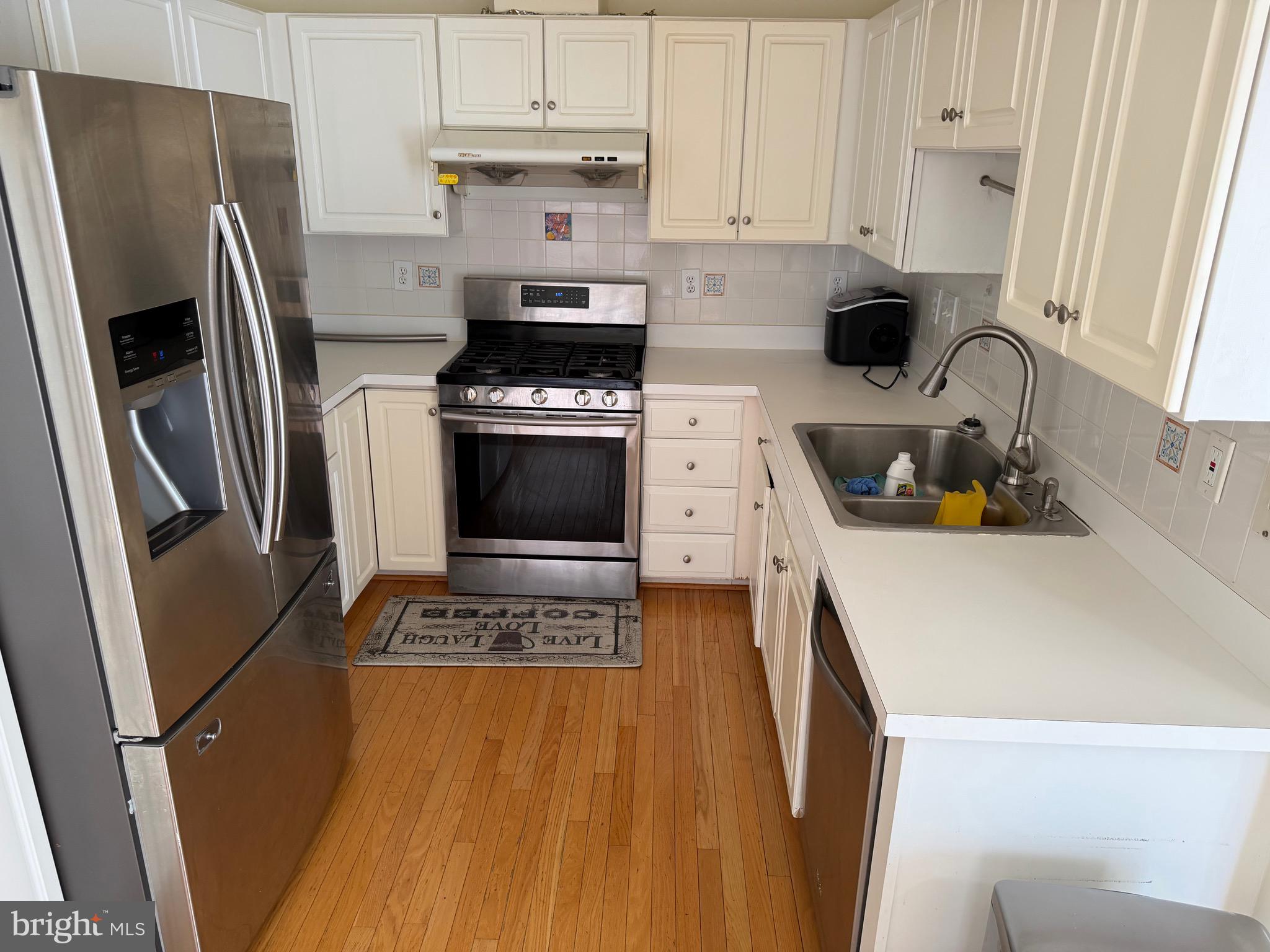 MANORS OF PAINT BRANCH - Residential Lease