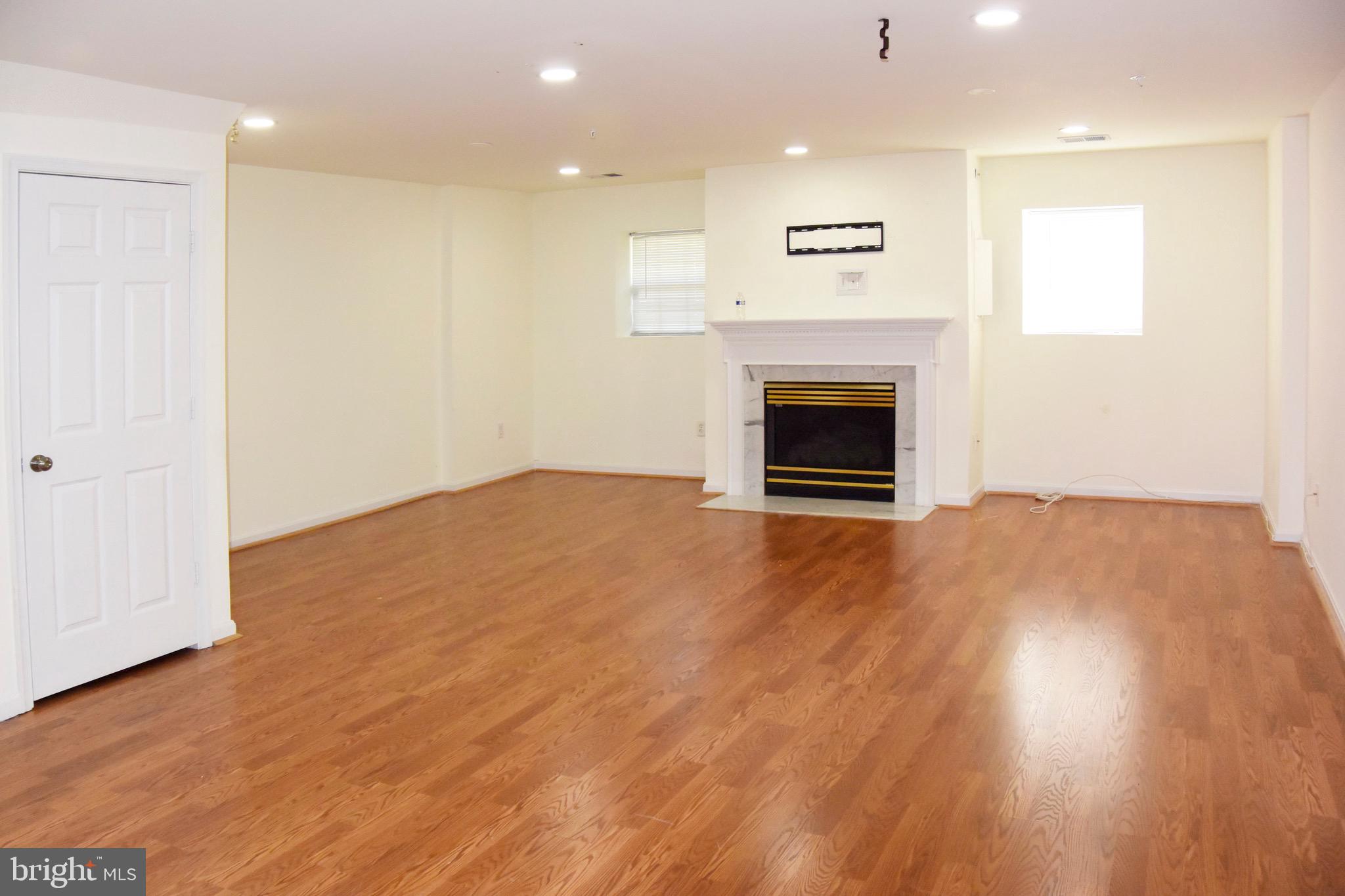 MANORS OF PAINT BRANCH - Residential Lease