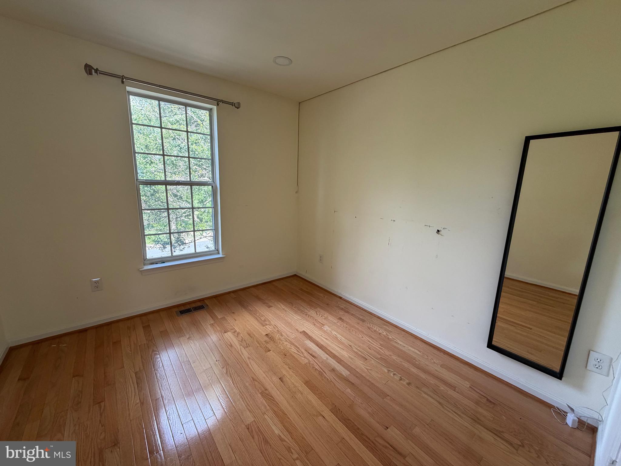 MANORS OF PAINT BRANCH - Residential Lease