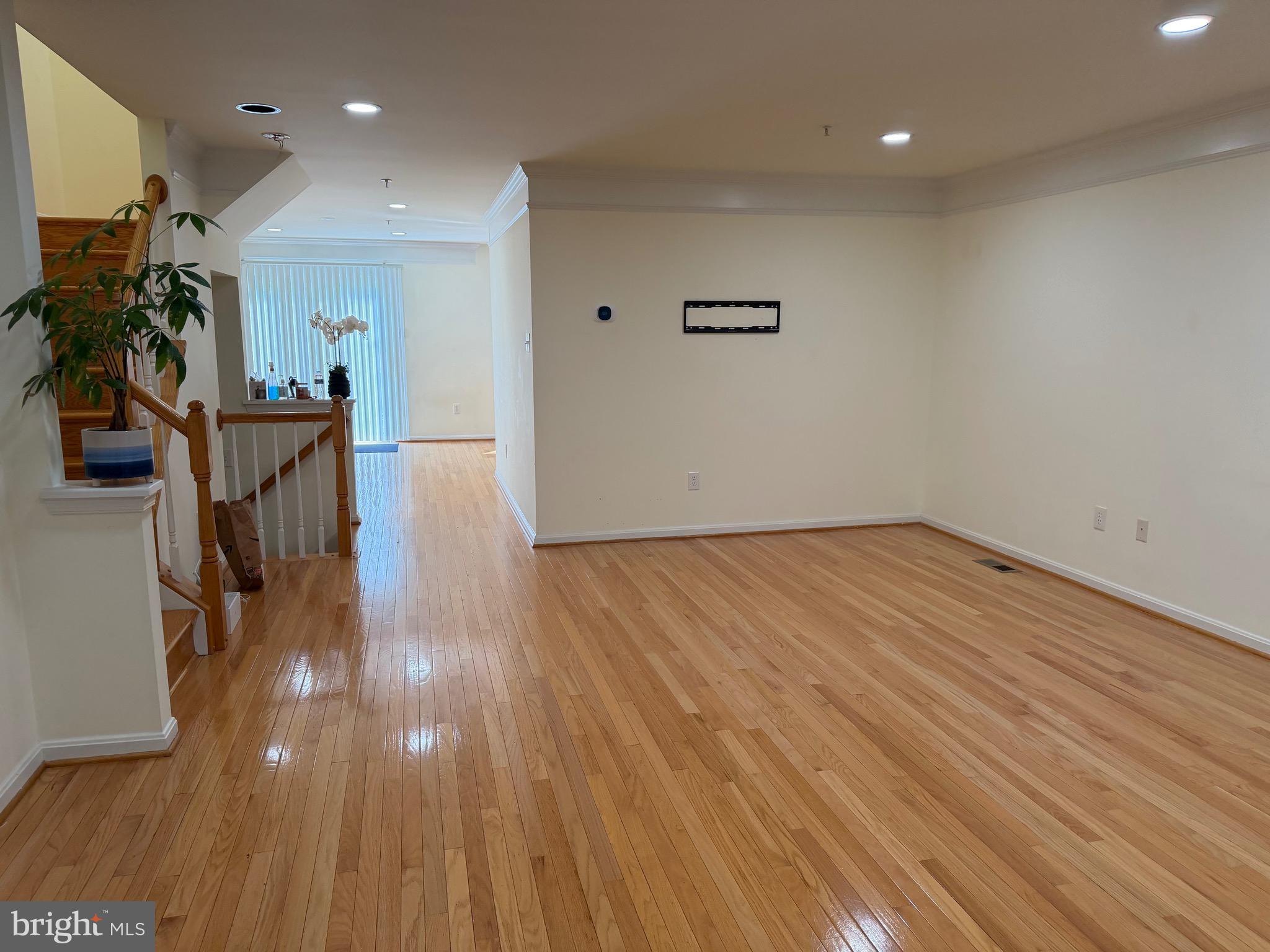 MANORS OF PAINT BRANCH - Residential Lease