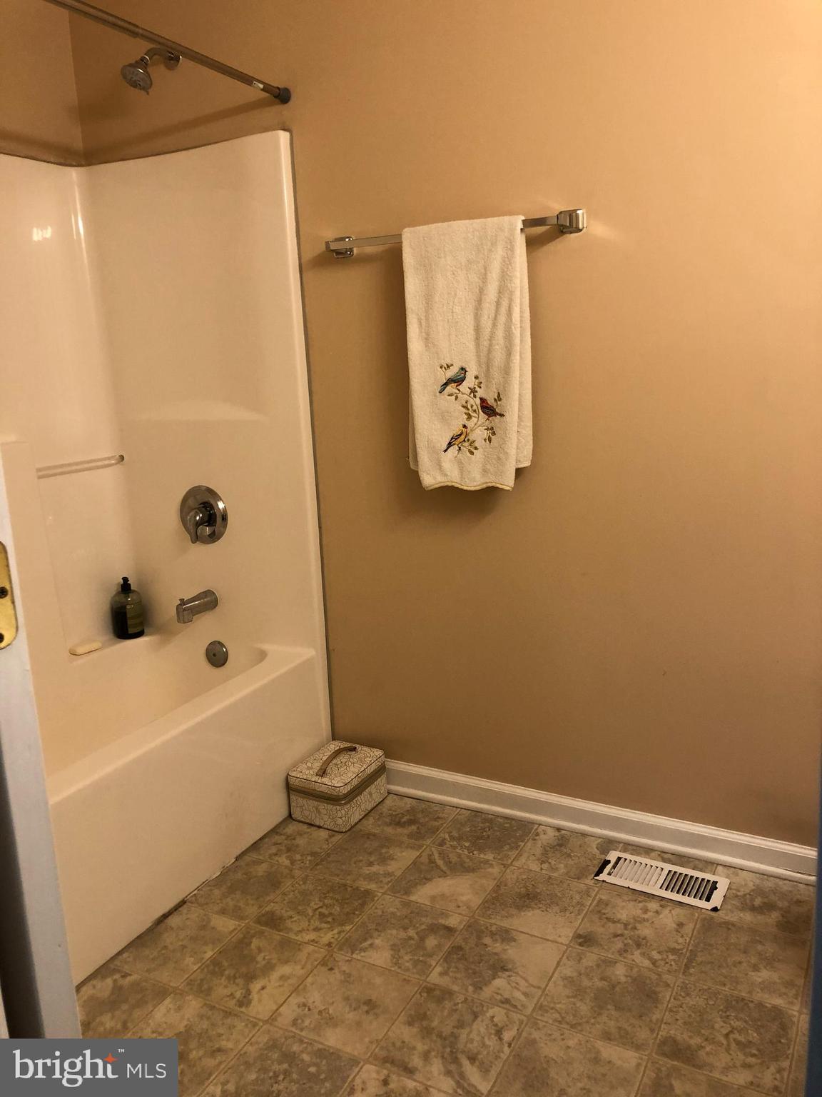 BRIAR RUN - Residential