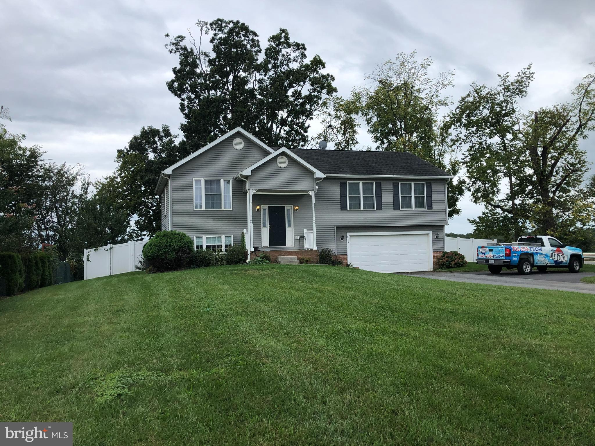 BRIAR RUN - Residential