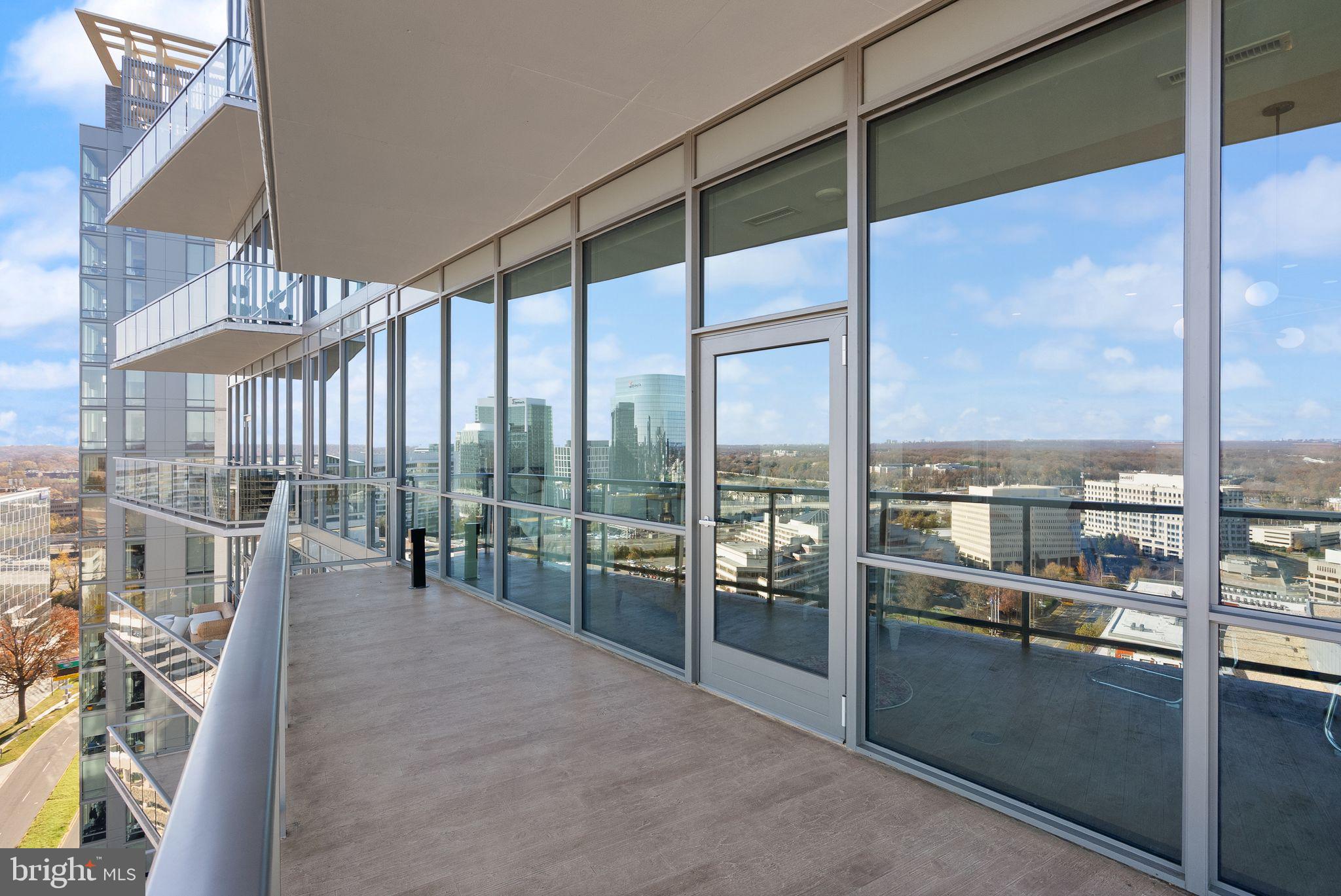 TYSONS CORNER - Residential