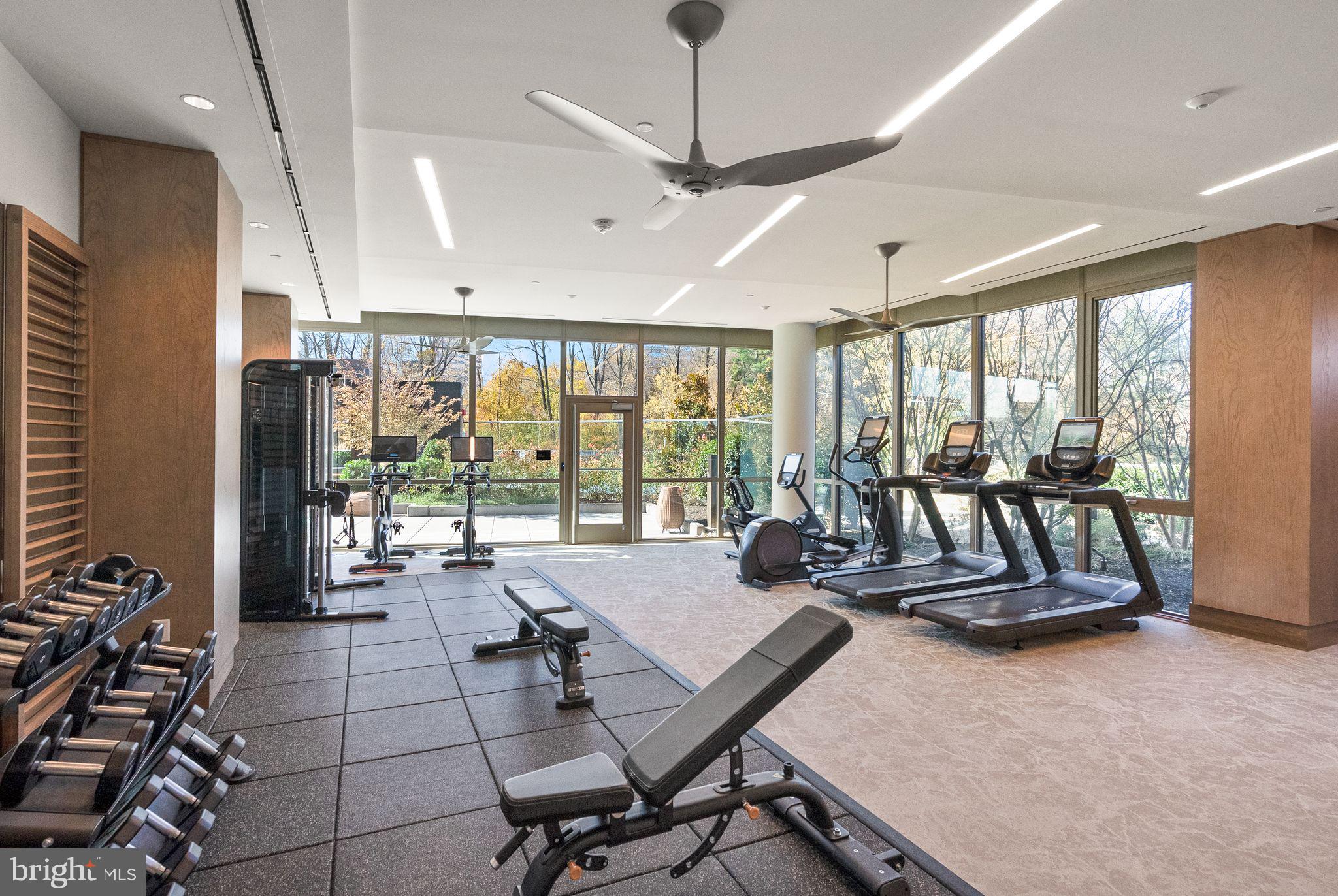 TYSONS CORNER - Residential