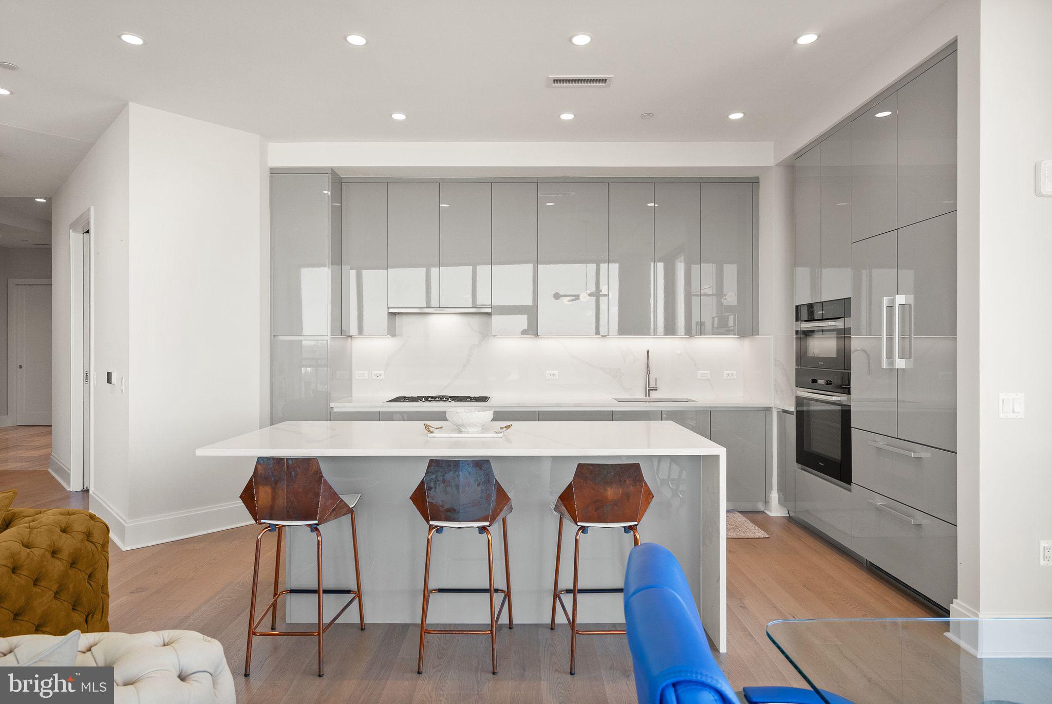 TYSONS CORNER - Residential