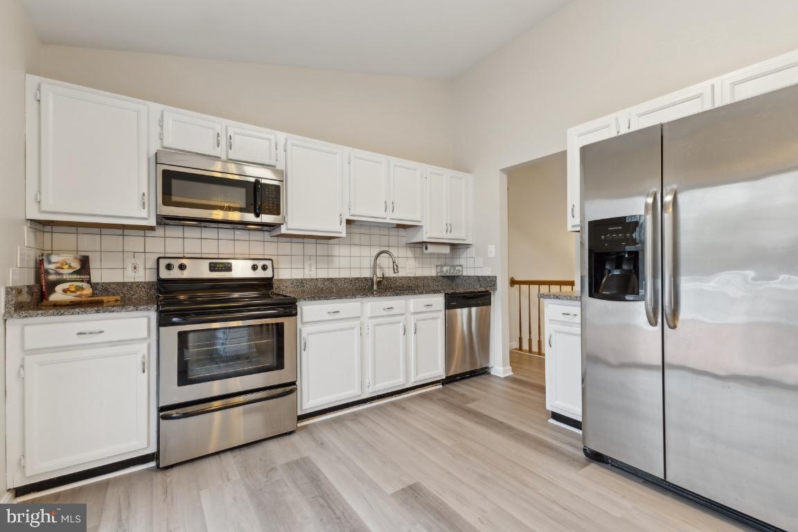 BALDWIN OAKS - Residential