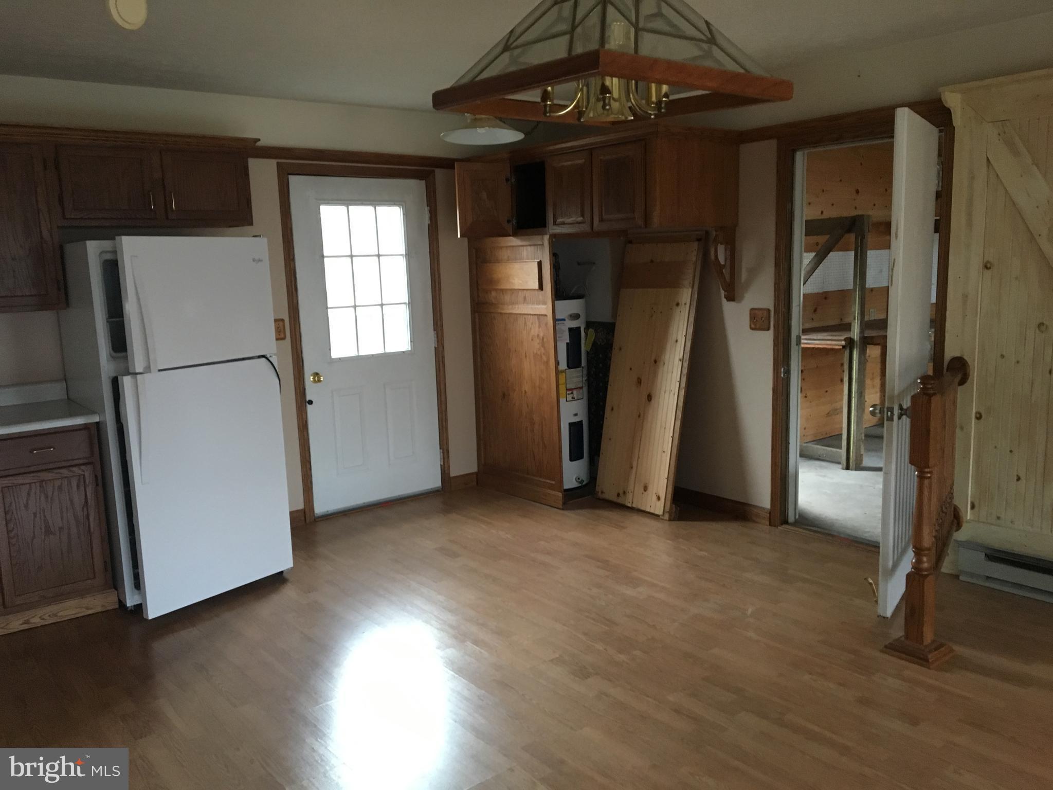 HILLVIEW ESTATES - Residential