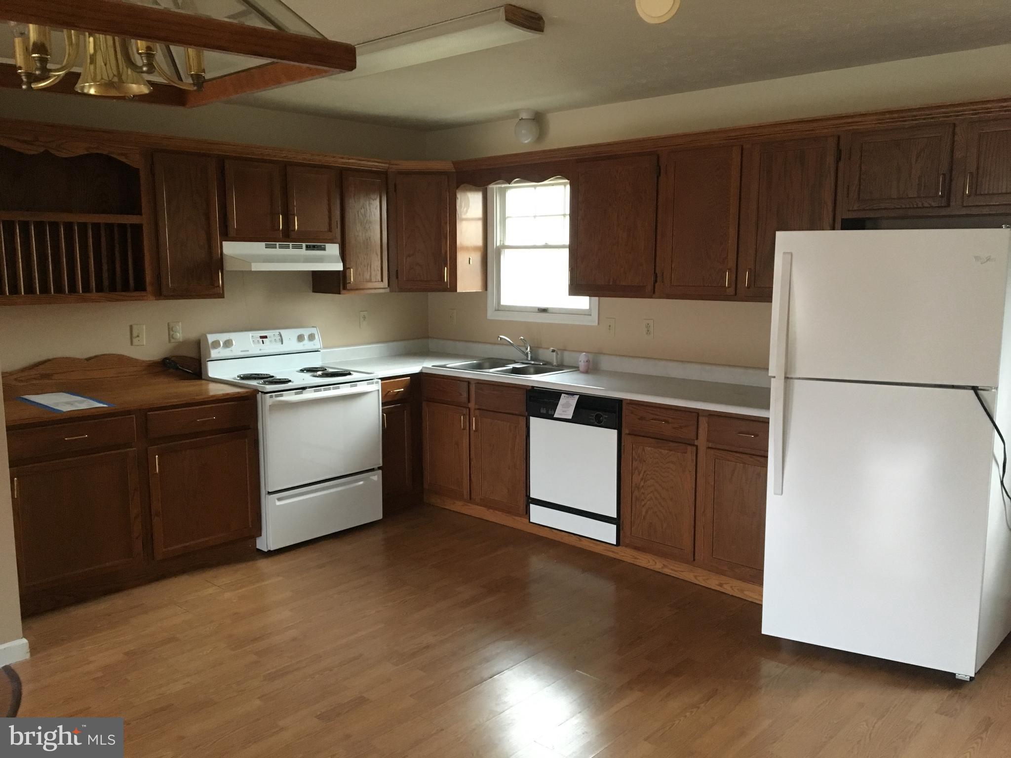 HILLVIEW ESTATES - Residential