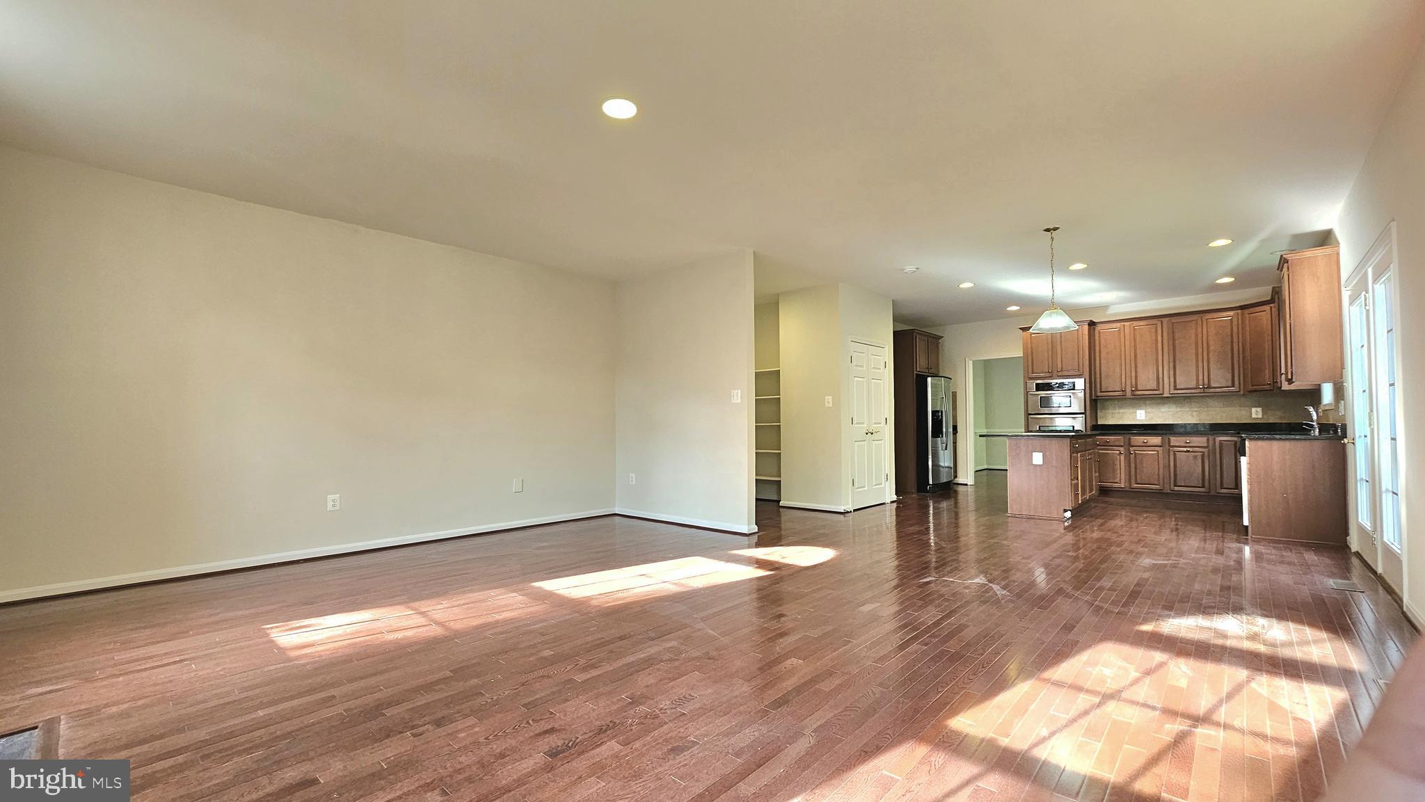 SEASONS LANDING - Residential Lease