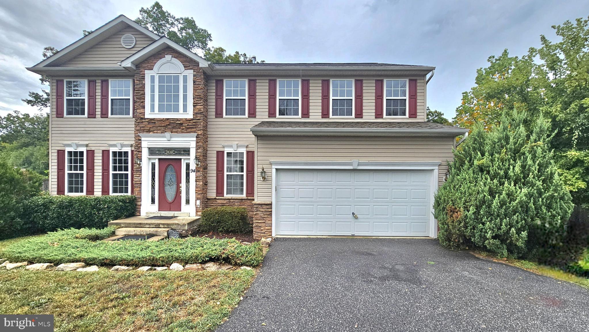 SEASONS LANDING - Residential Lease