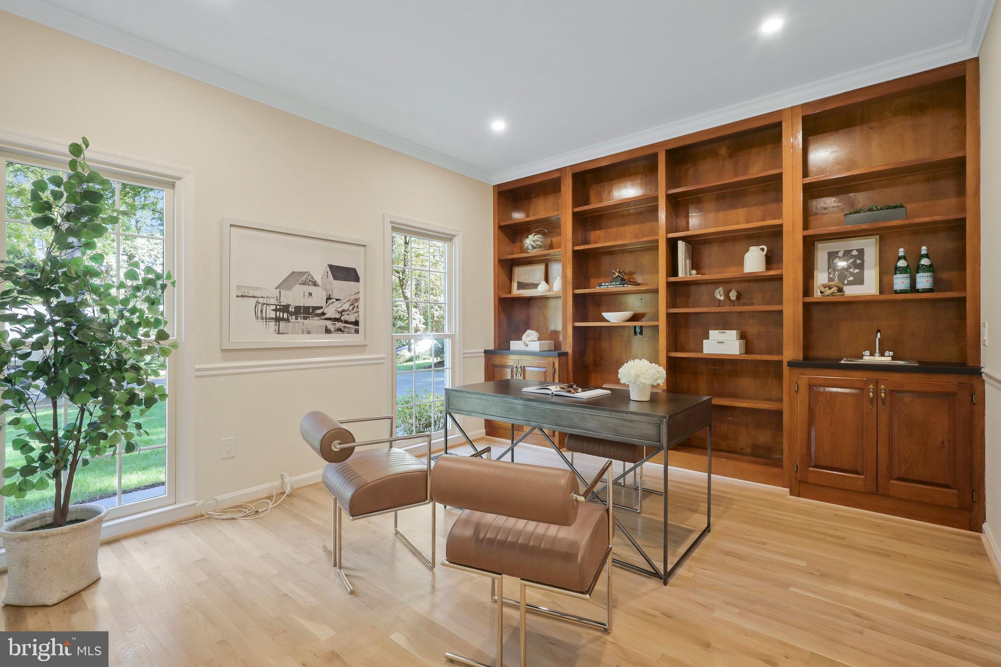 CEDARS OF MC LEAN - Residential