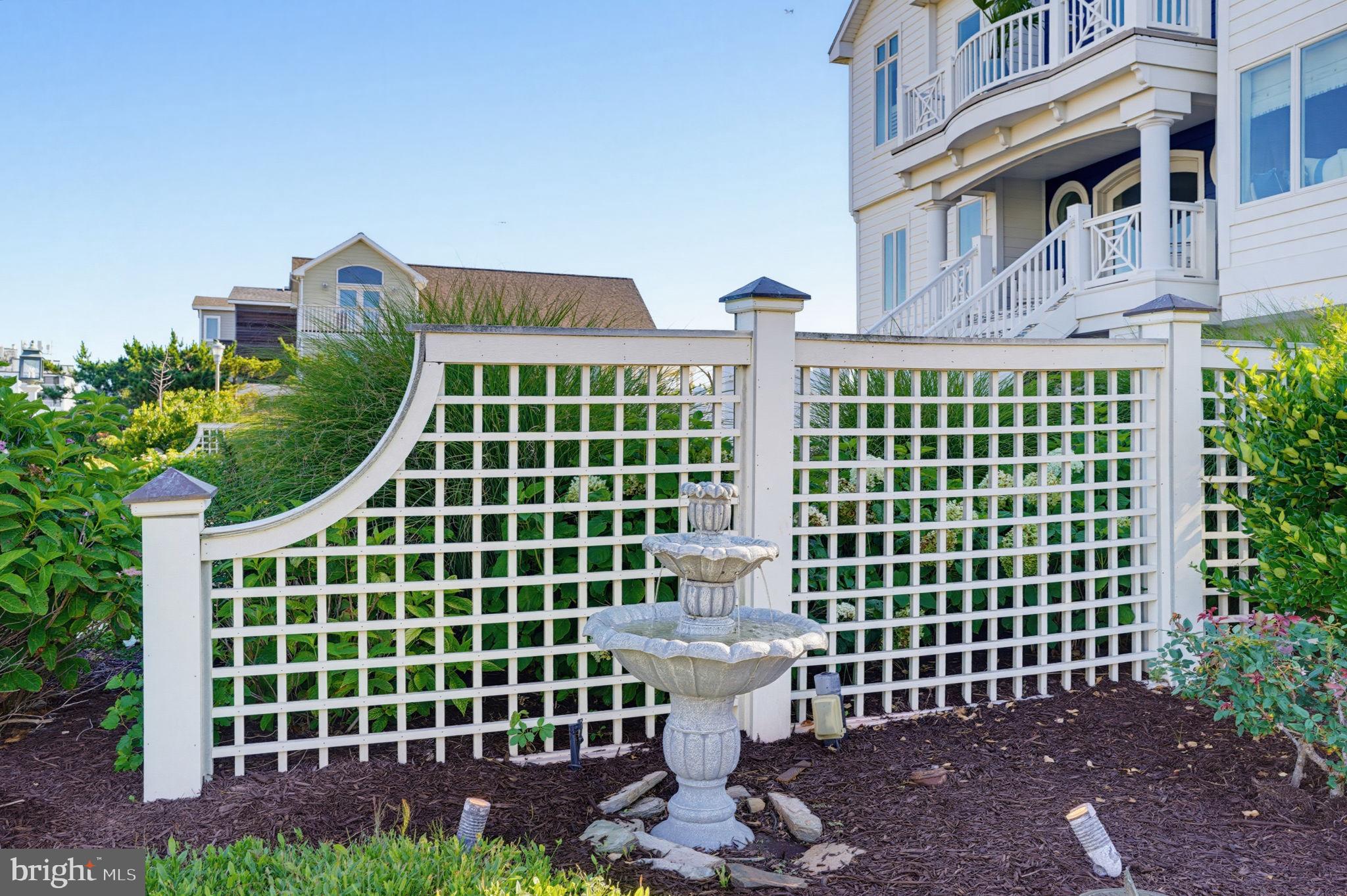 FENWICK ACRES - Residential