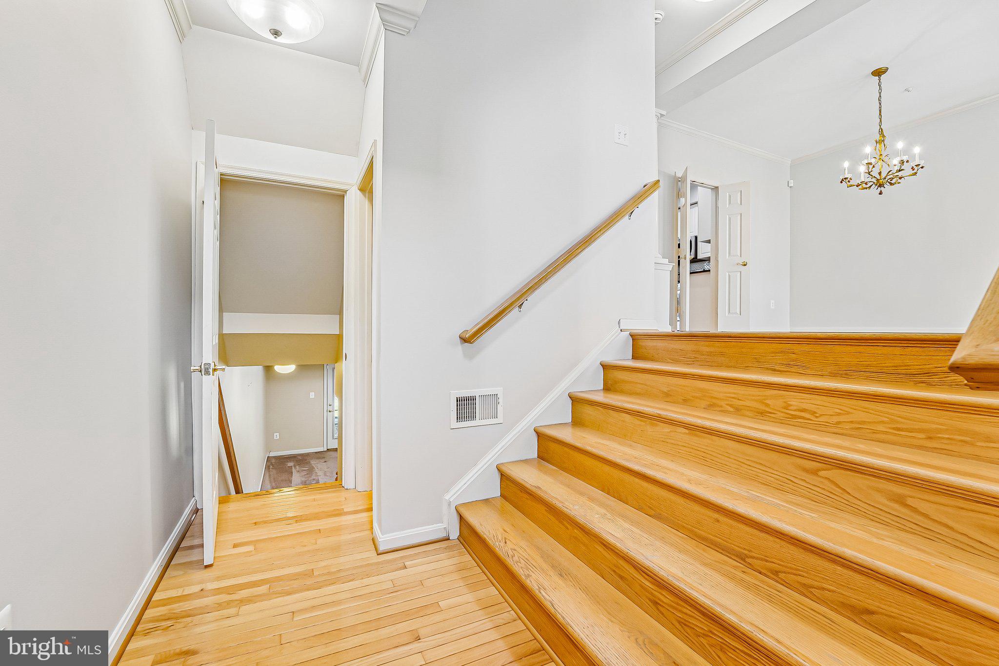 WORMANS MILL - Residential