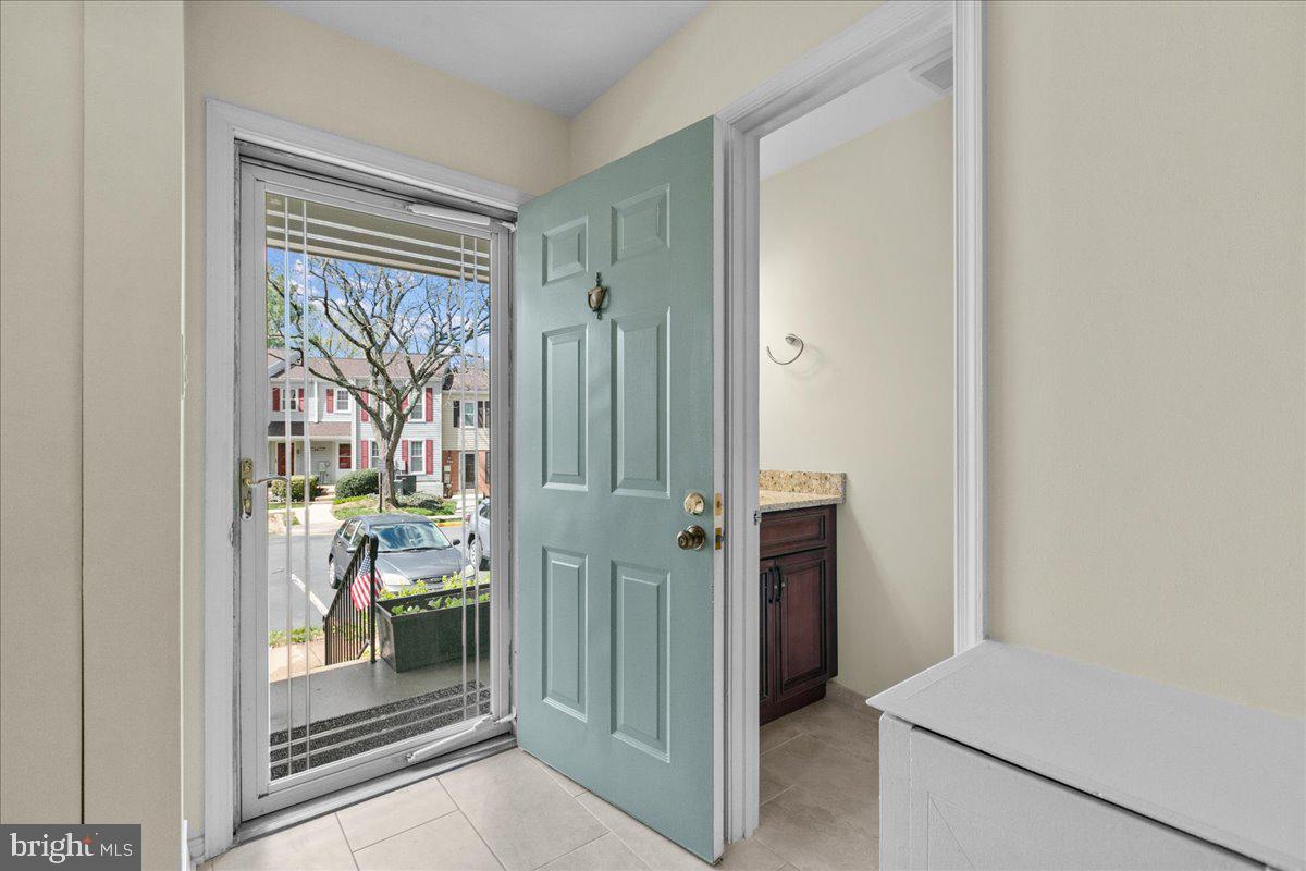 KEENE  MILL WOODS - Residential