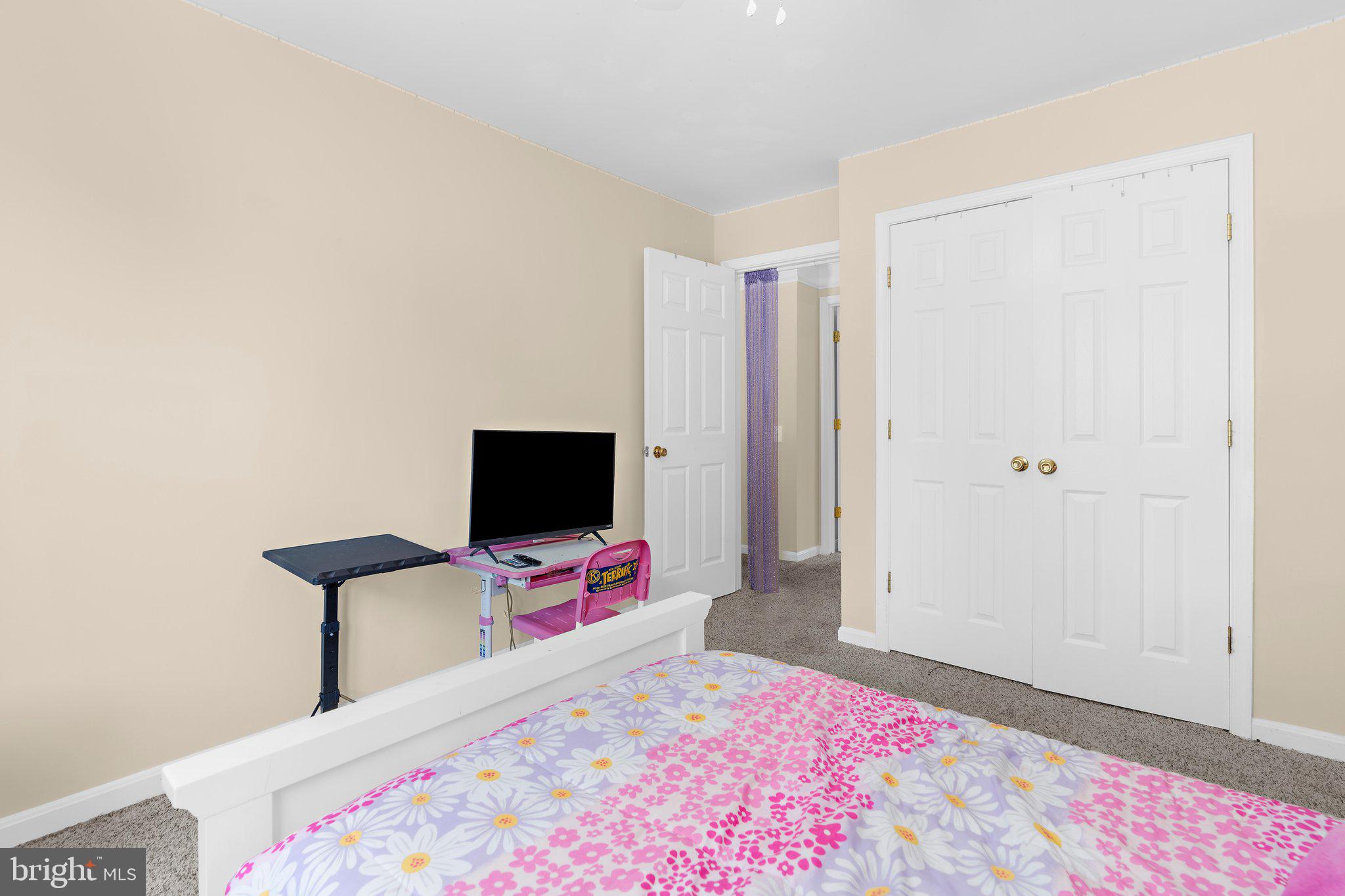 ROLLING RIDGE - Residential