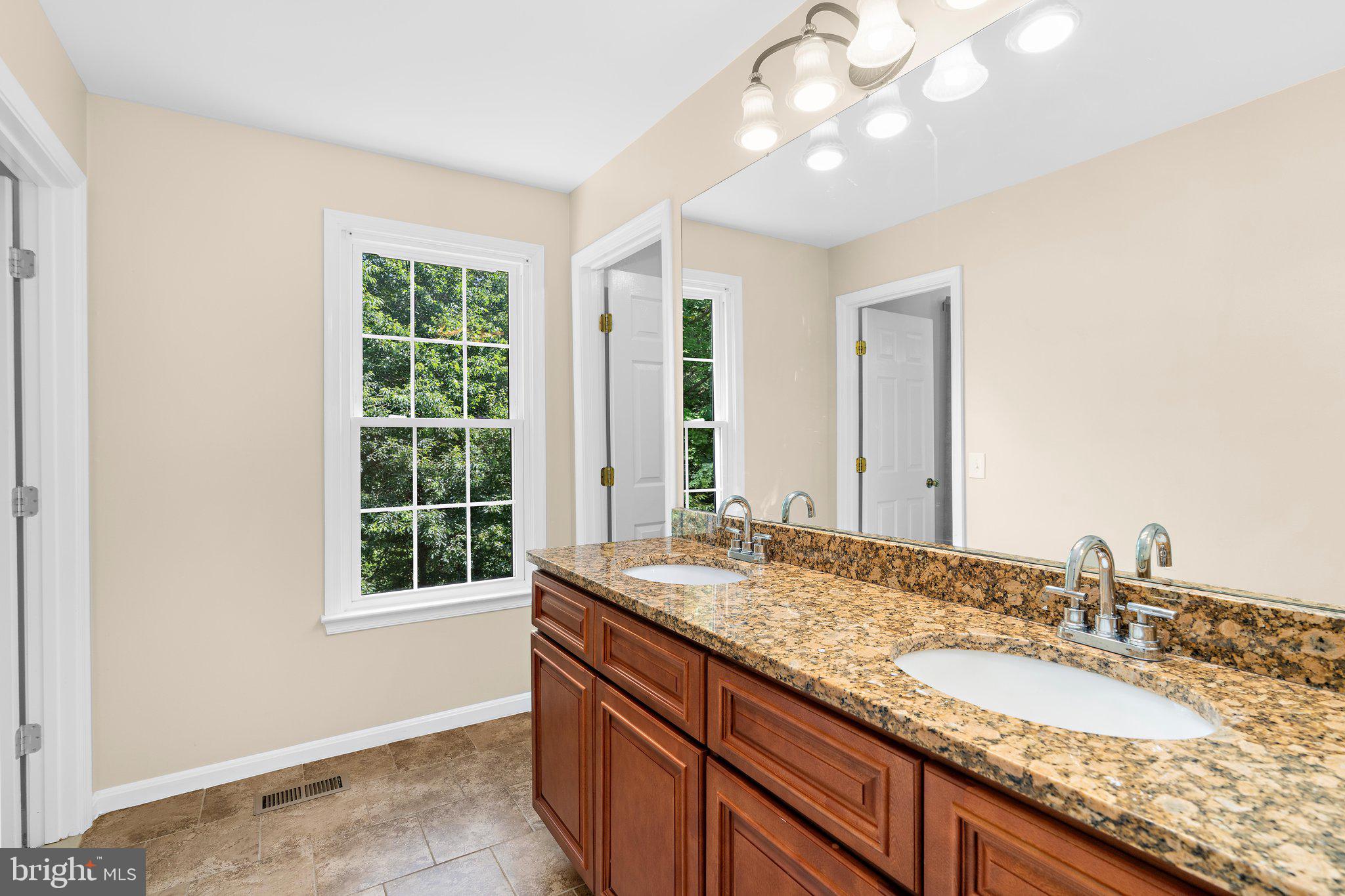 ROLLING RIDGE - Residential