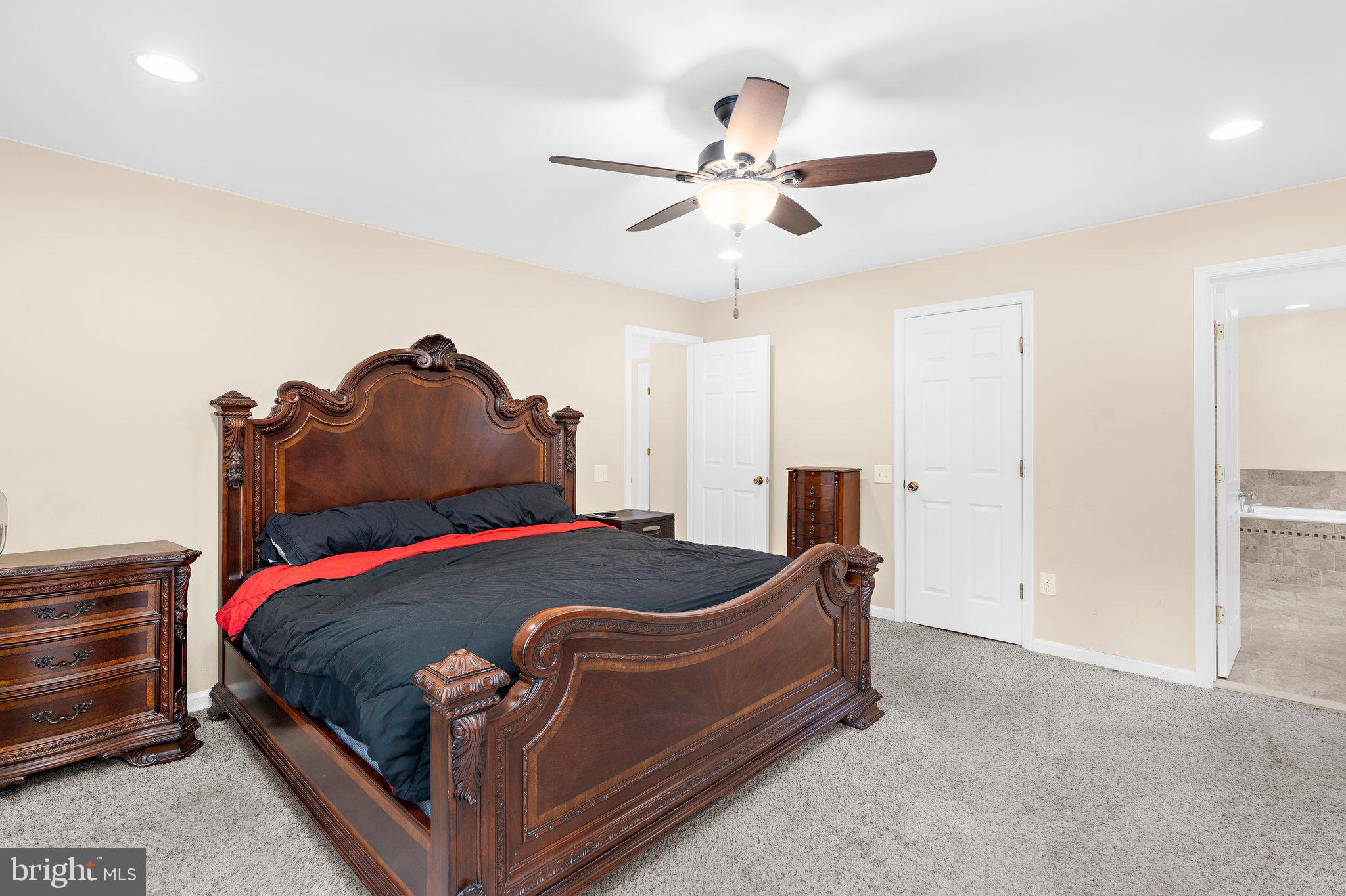 ROLLING RIDGE - Residential