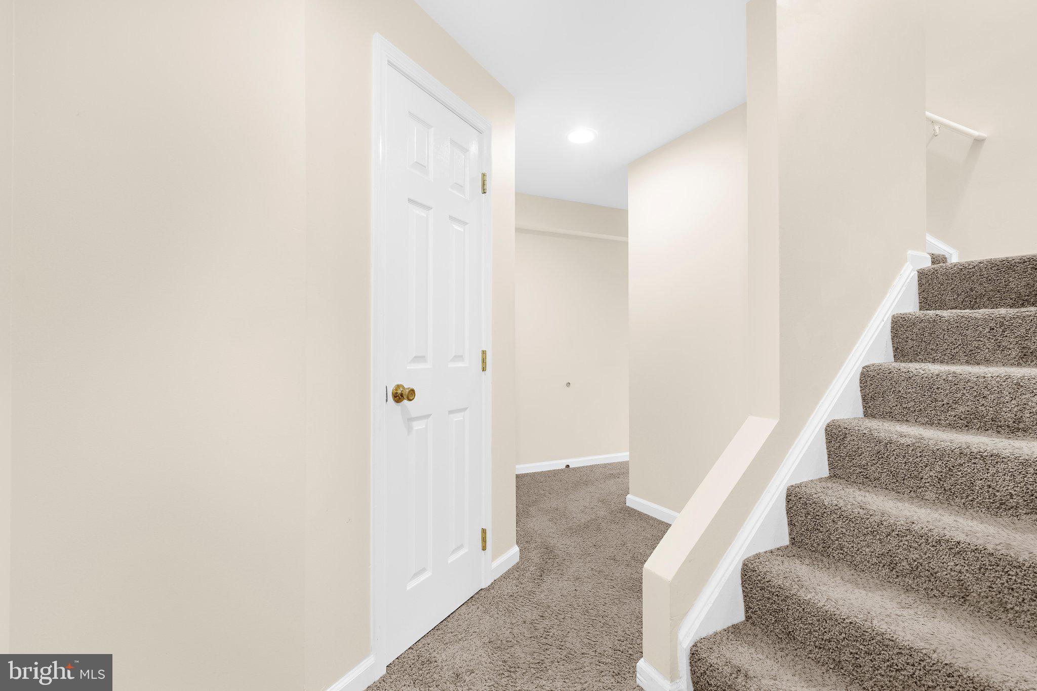 ROLLING RIDGE - Residential