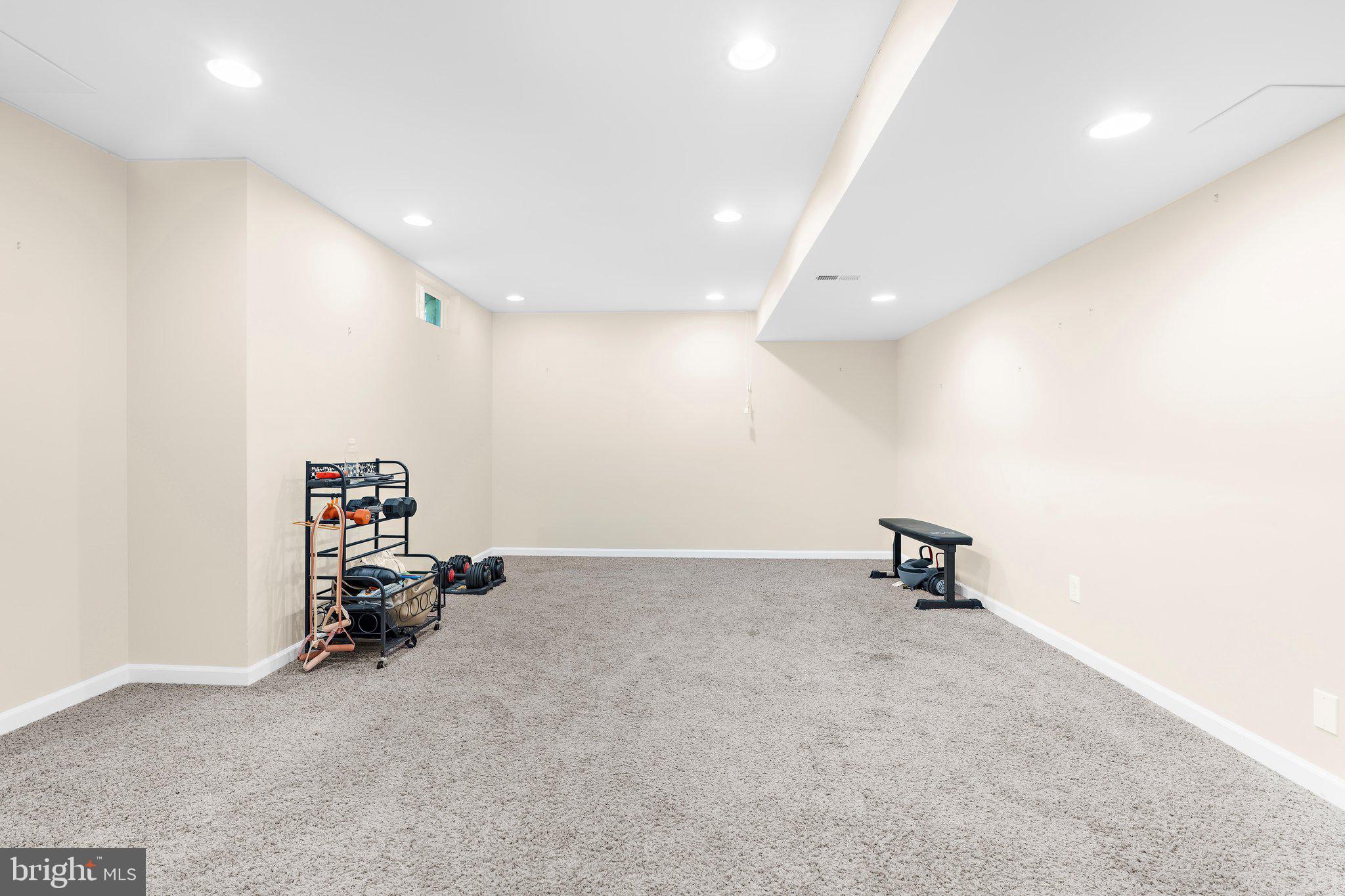 ROLLING RIDGE - Residential