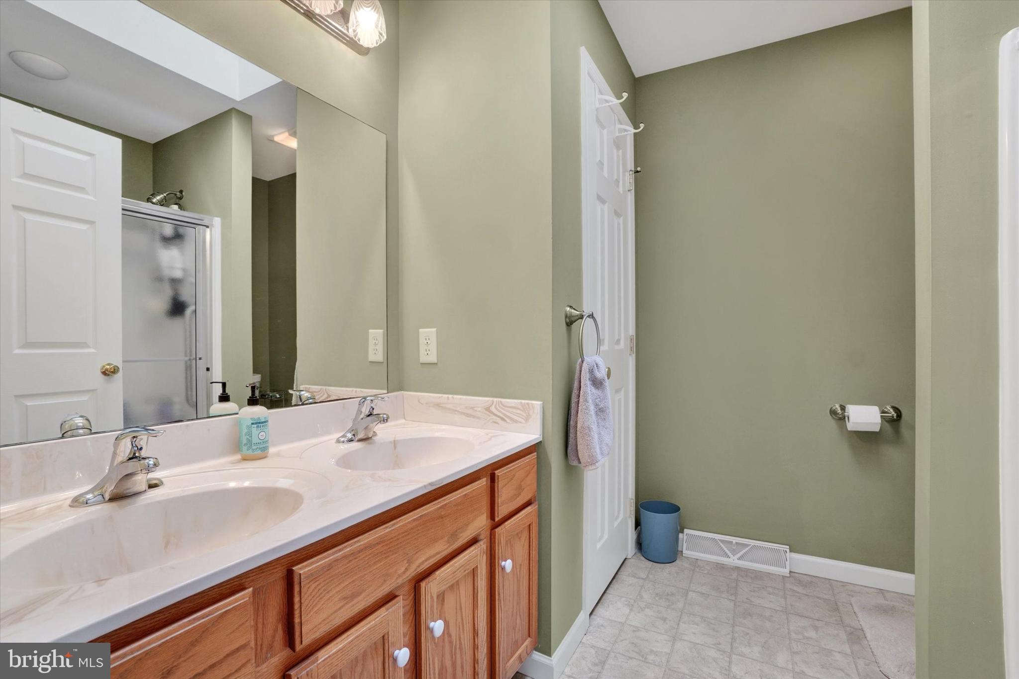CHATHAM CREEK - Residential