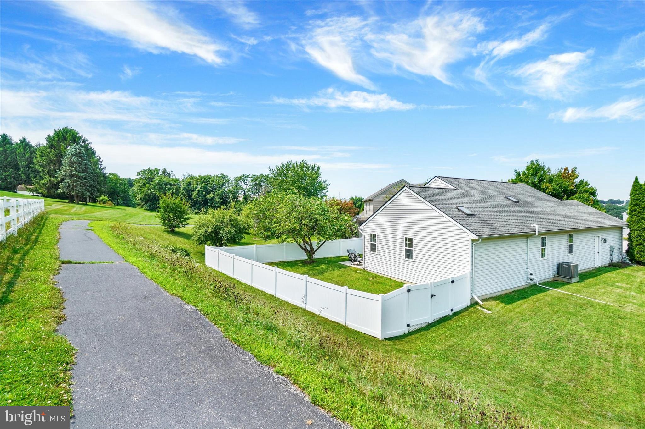 CHATHAM CREEK - Residential