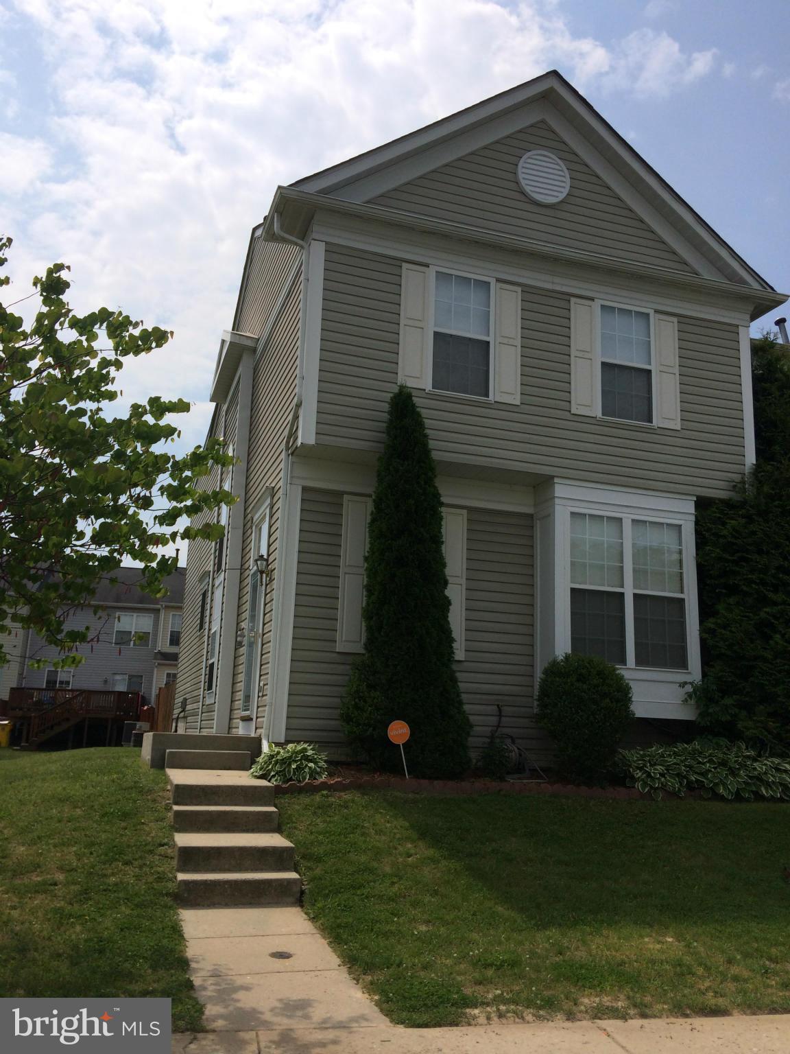 This beautiful end unit has an updated and upgraded open floor plan with hardwoods on the main level, an open kitchen and a separate breakfast nook/sunroom bump out on the back. The upper level boasts a spacious master suite with walk in closet and Luxury bath. The finished basement offers a family room, laundry room, 4th bedroom/home office and a full bath! Welcome Home!