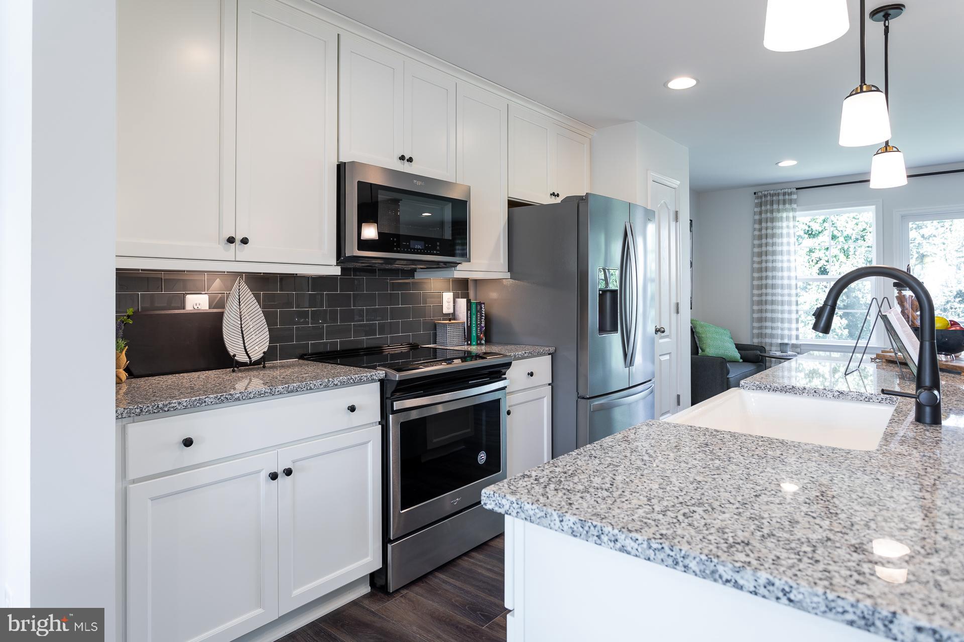 KING'S CROSSING - Residential