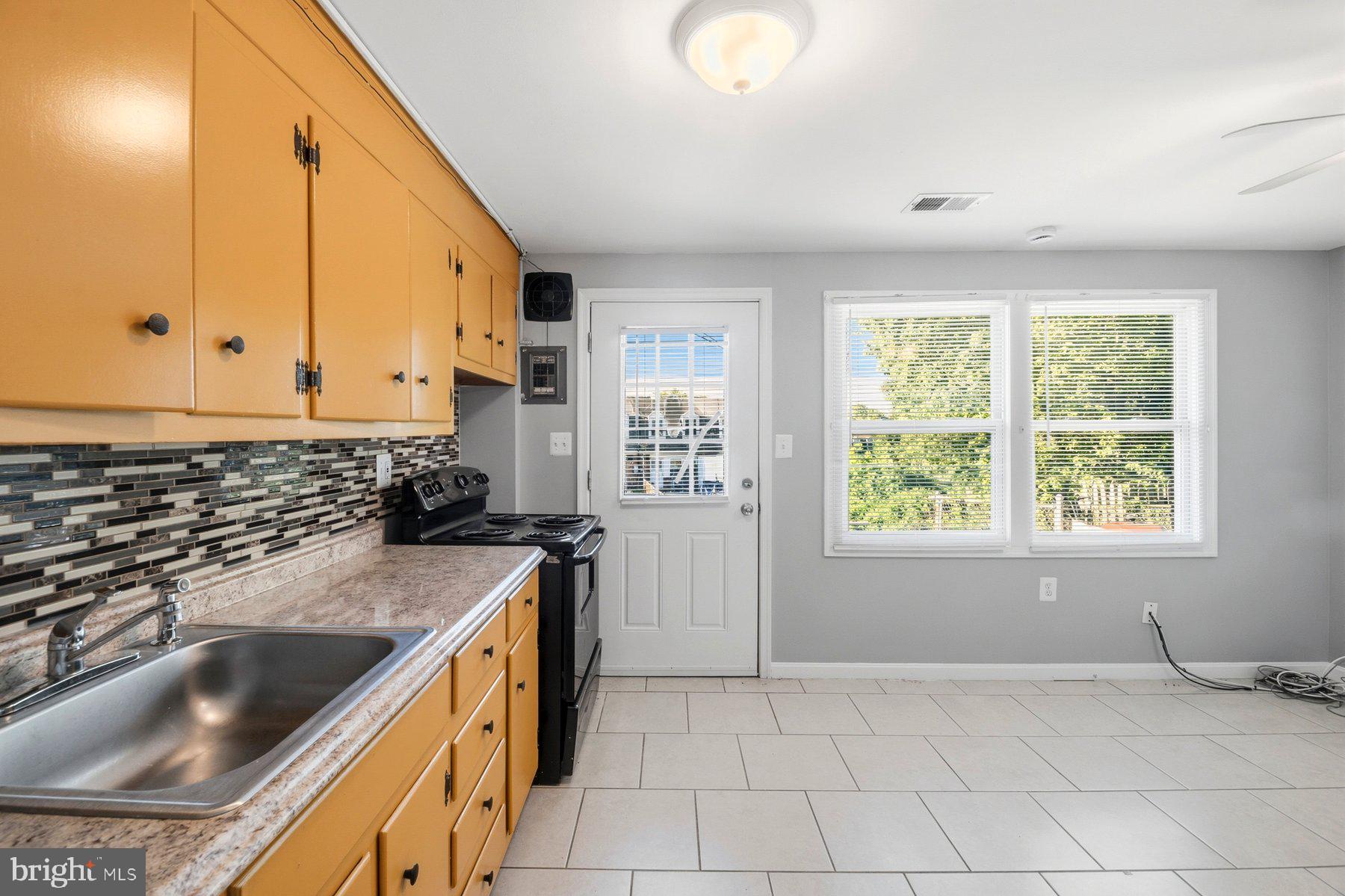 PARKSIDE HEIGHTS - Residential