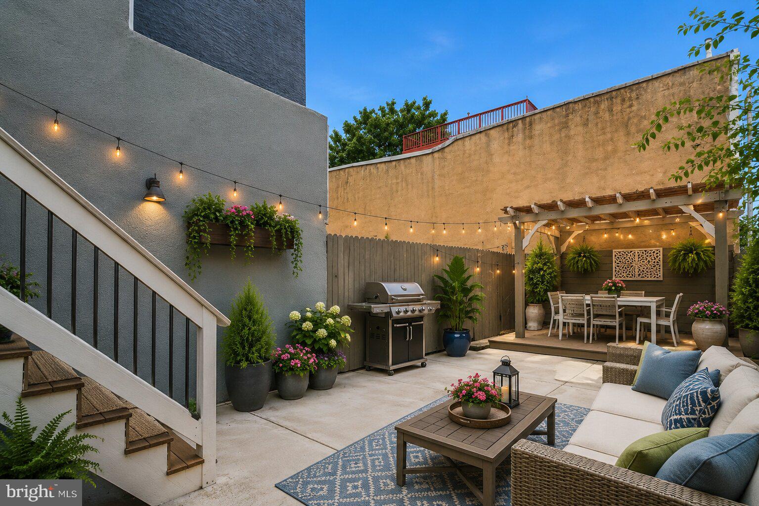 FAIRMOUNT - Residential