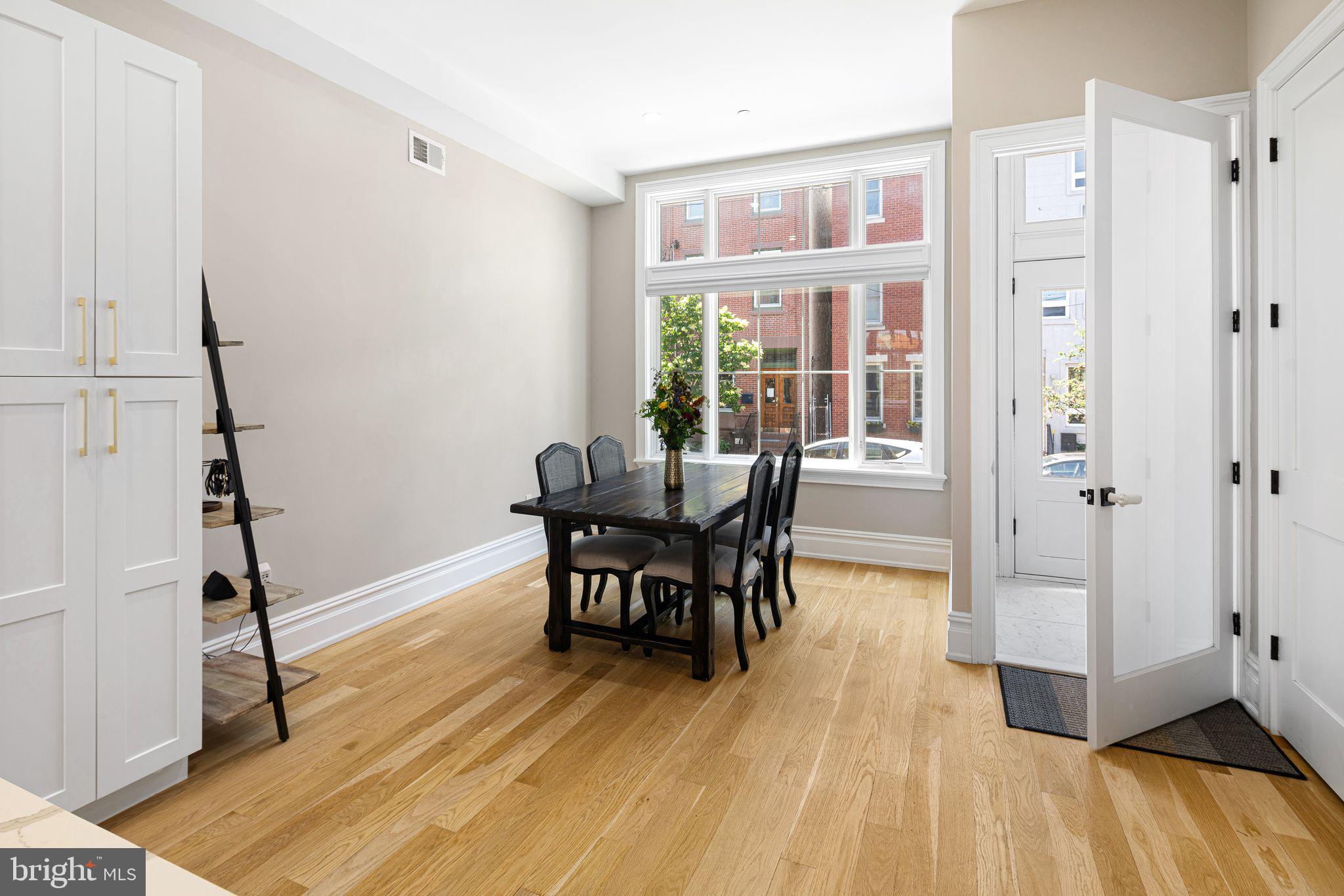 FAIRMOUNT - Residential