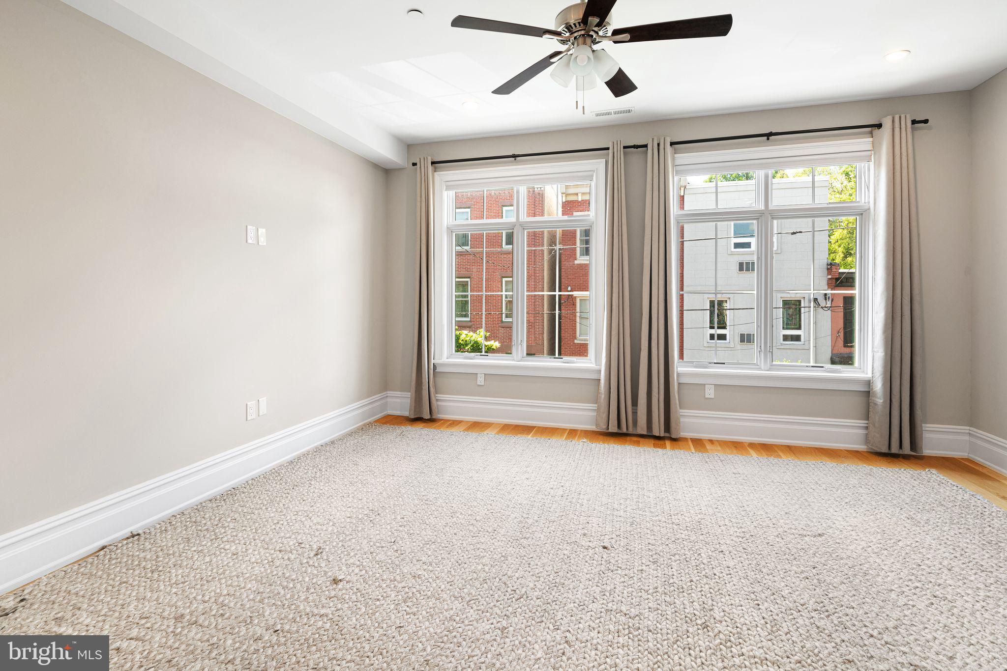 FAIRMOUNT - Residential