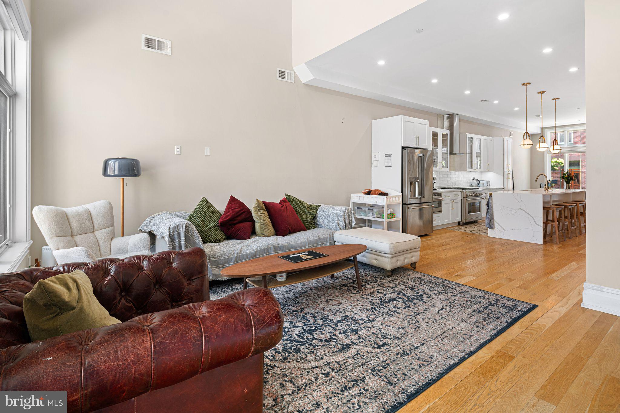 FAIRMOUNT - Residential